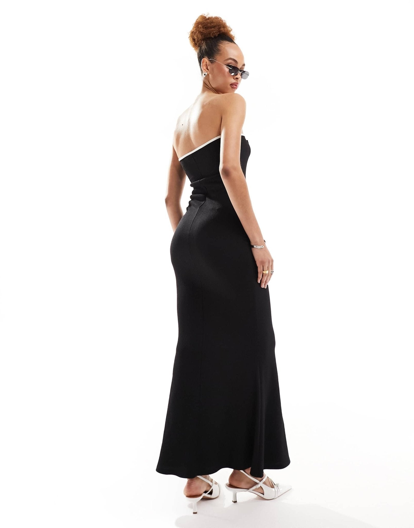 Lioness bandeau contrast trim bow detail maxi dress in black - ASOS Sample Sale EU Store
