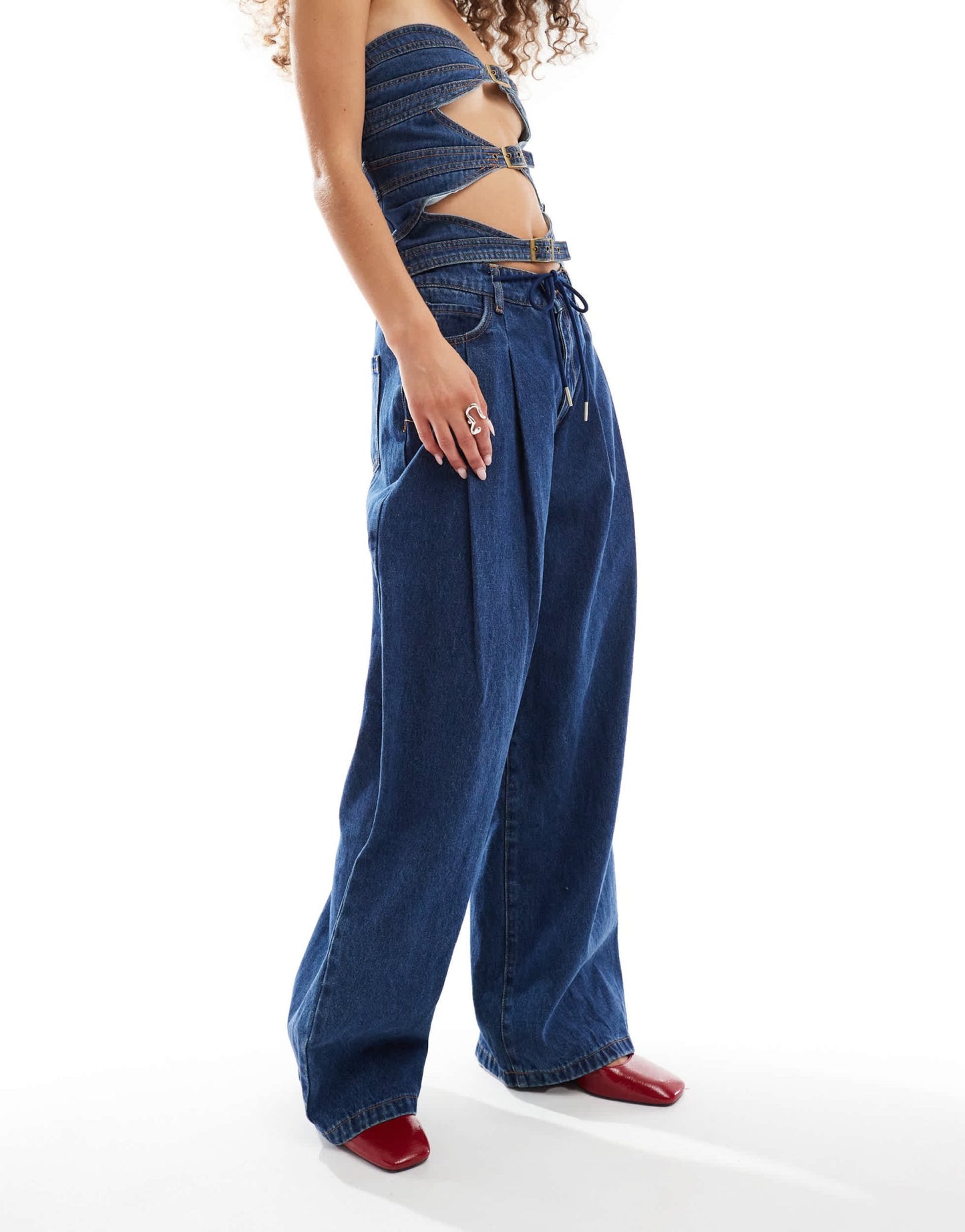 Lioness low rise tie detail baggy pleat front jeans co - ord in dark blue wash - ASOS Sample Sale EU Store