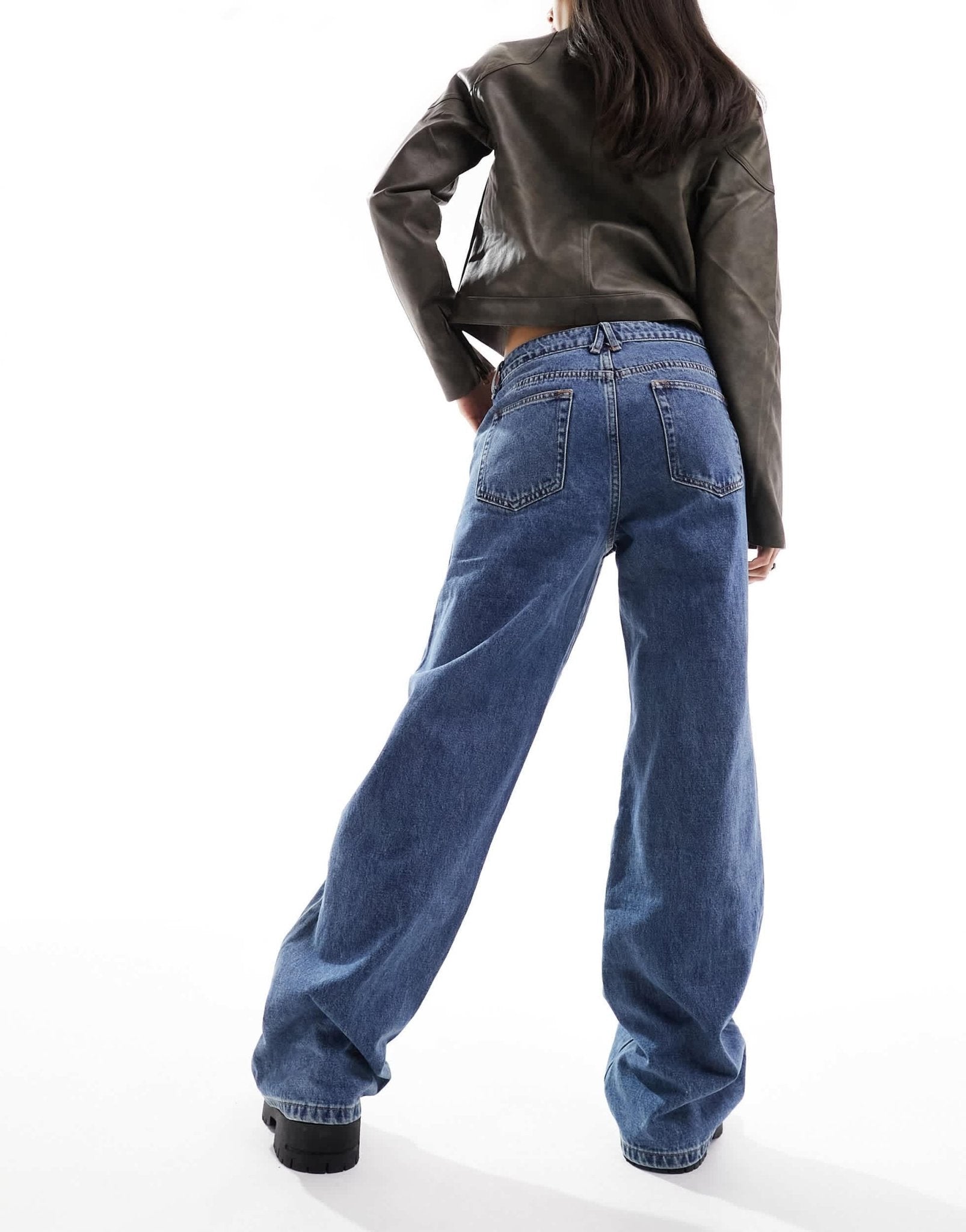 Lioness seam detail wide leg jeans in blue wash - ASOS Sample Sale EU Store