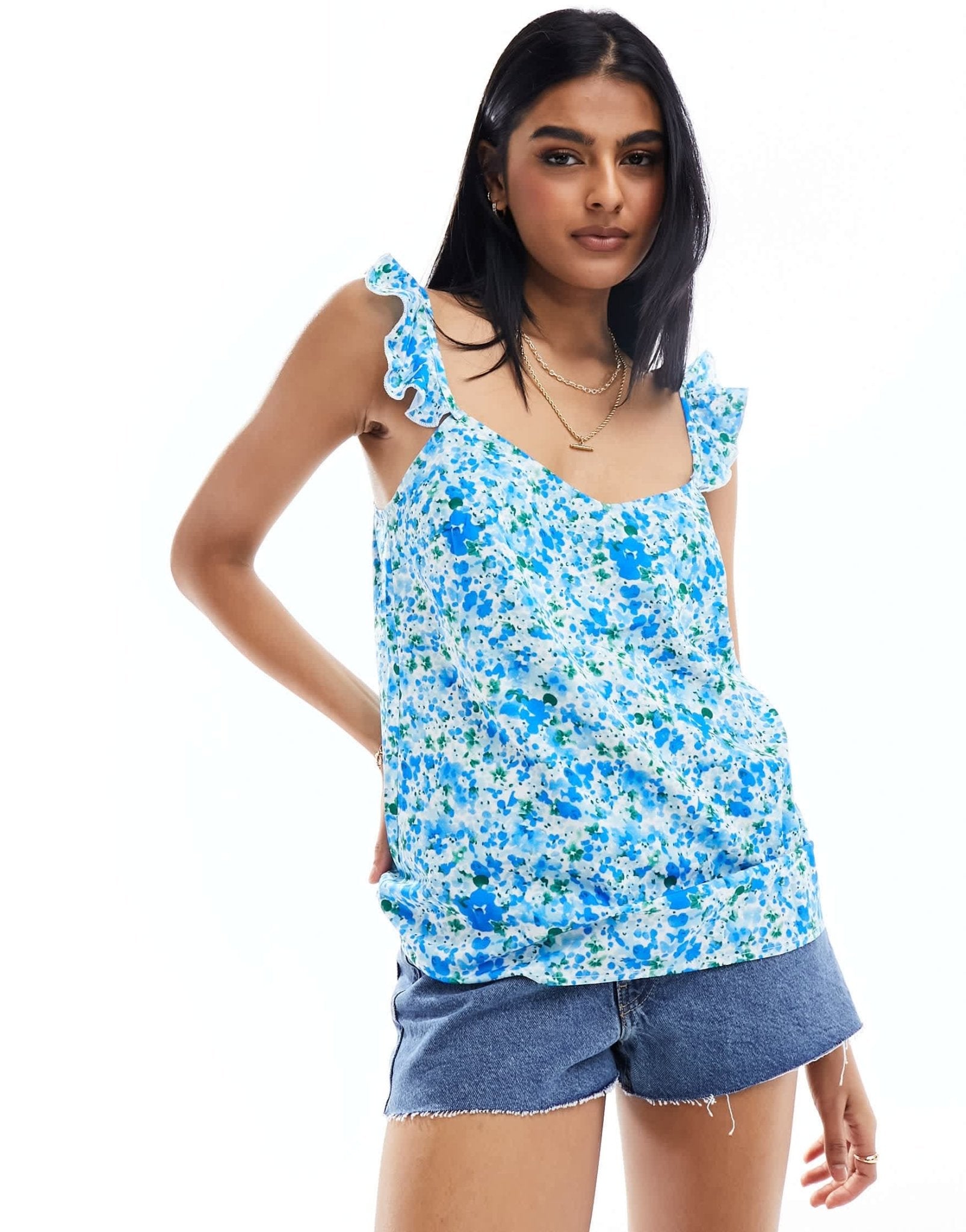 Lipsy frill sleeve cami top in floral print - ASOS Sample Sale EU Store