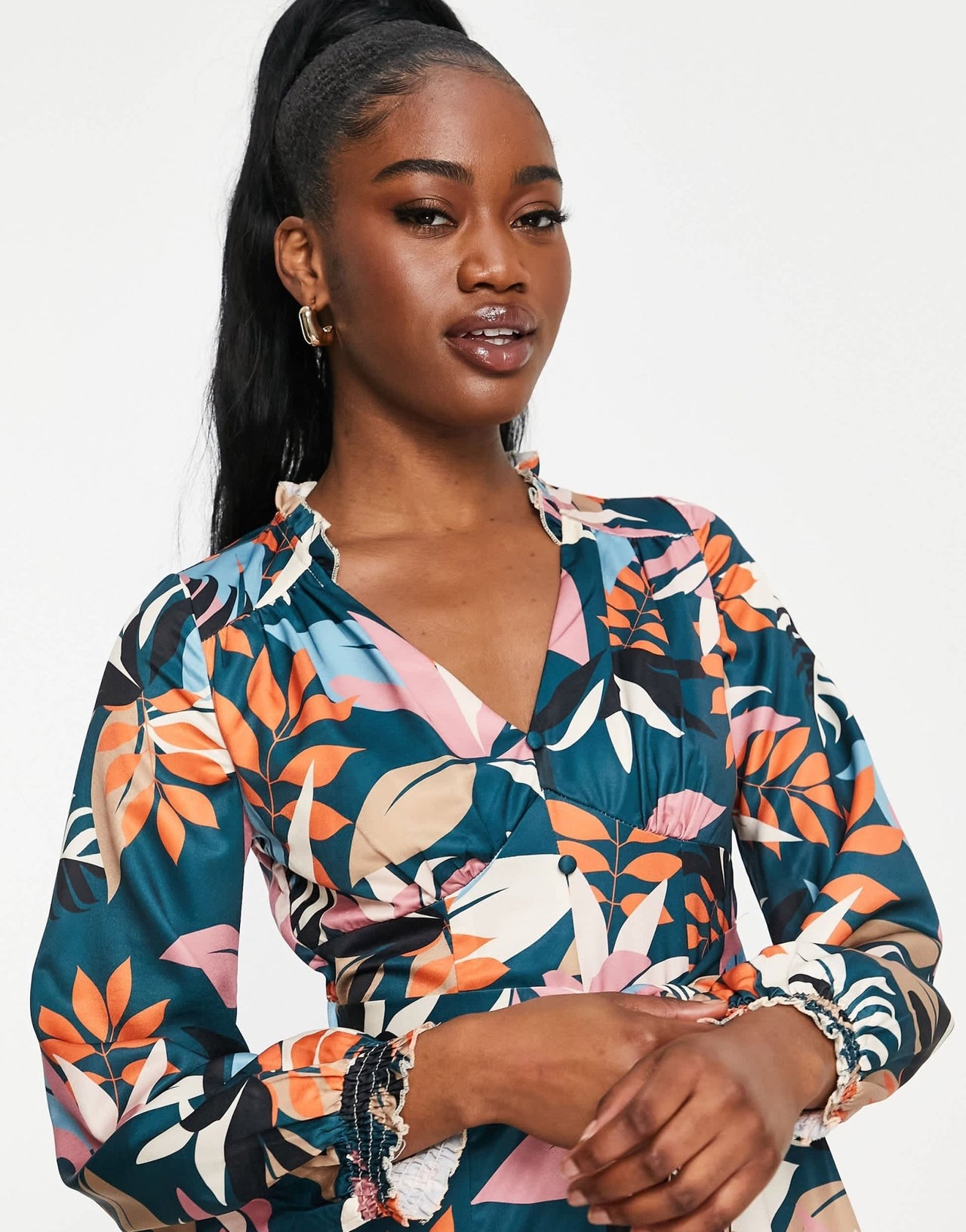 Little Mistress balloon sleeve maxi tea dress in botanical print - ASOS Sample Sale EU Store