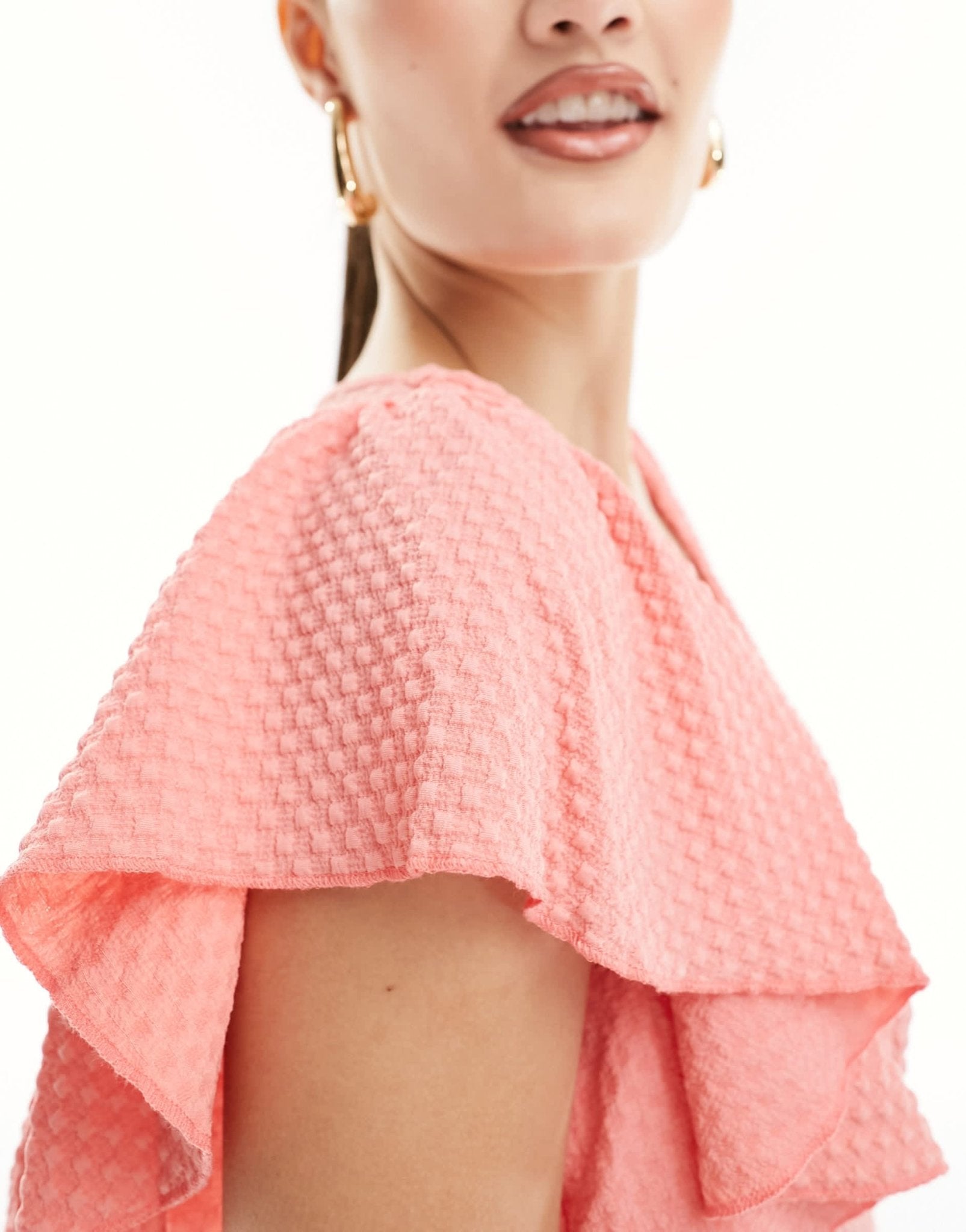 Little Mistress lace detail midaxi flutter sleeve dress in coral - ASOS Sample Sale EU Store