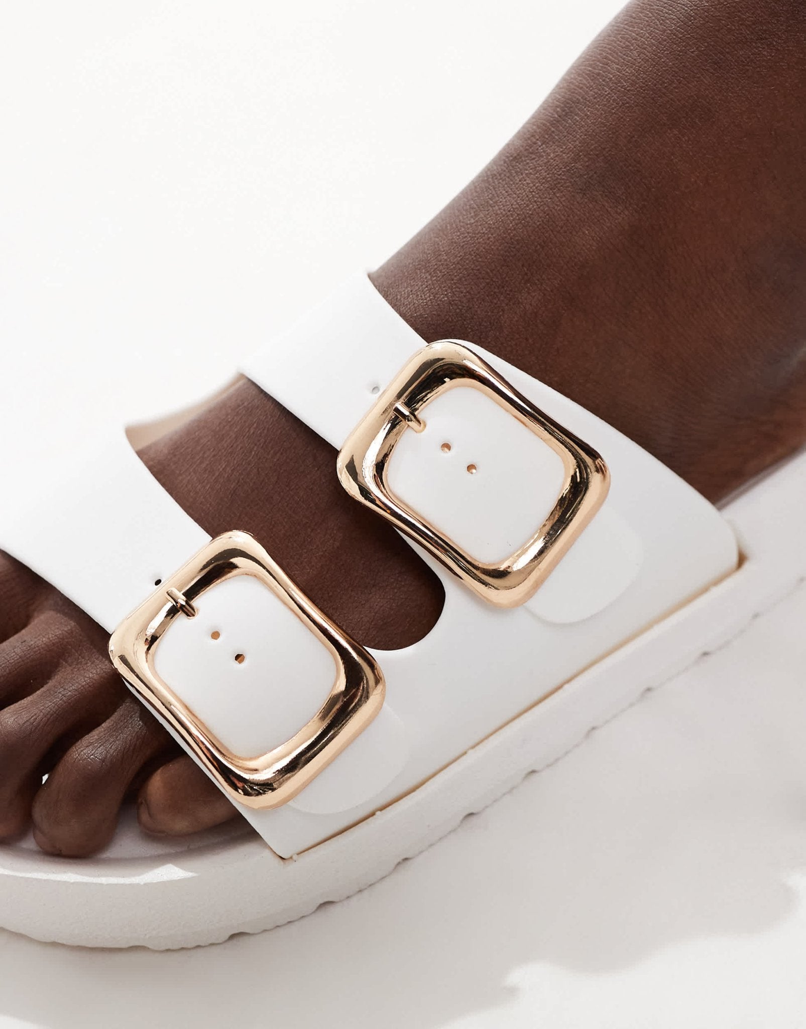 London Rebel Andi Wide Fit buckle sandals in white - ASOS Sample Sale EU Store