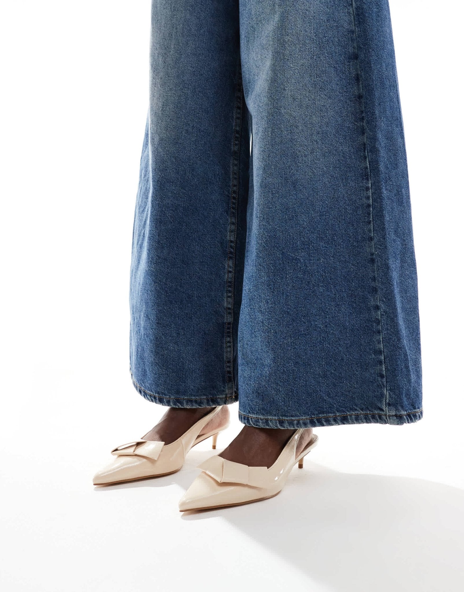 London Rebel Wide Fit bow detail sling back kitten heels in patent cream - ASOS Sample Sale EU Store