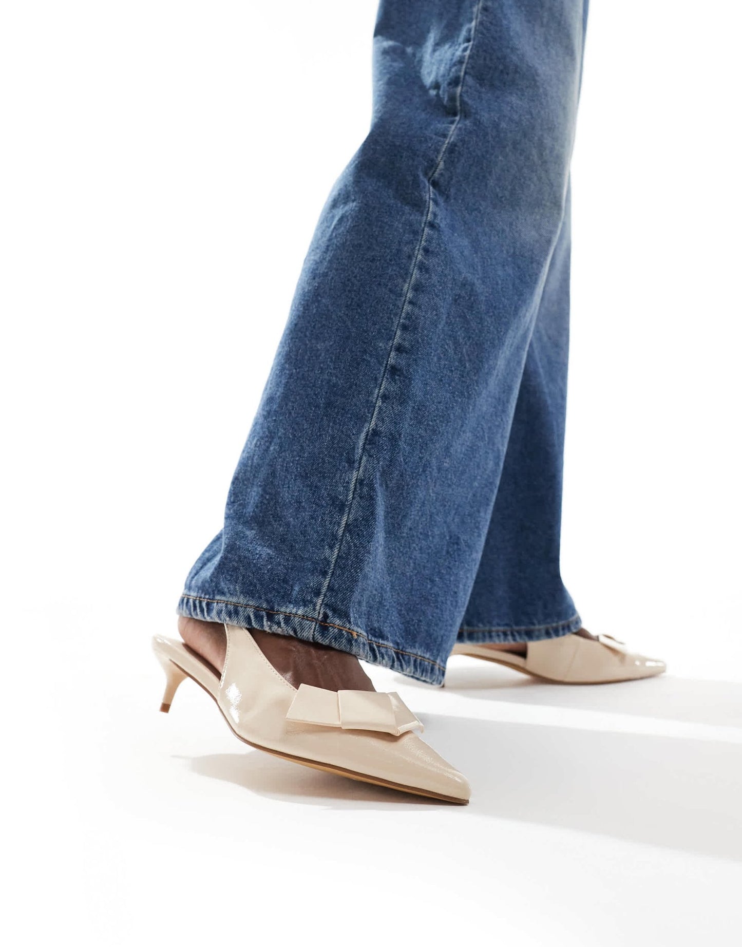 London Rebel Wide Fit bow detail sling back kitten heels in patent cream - ASOS Sample Sale EU Store