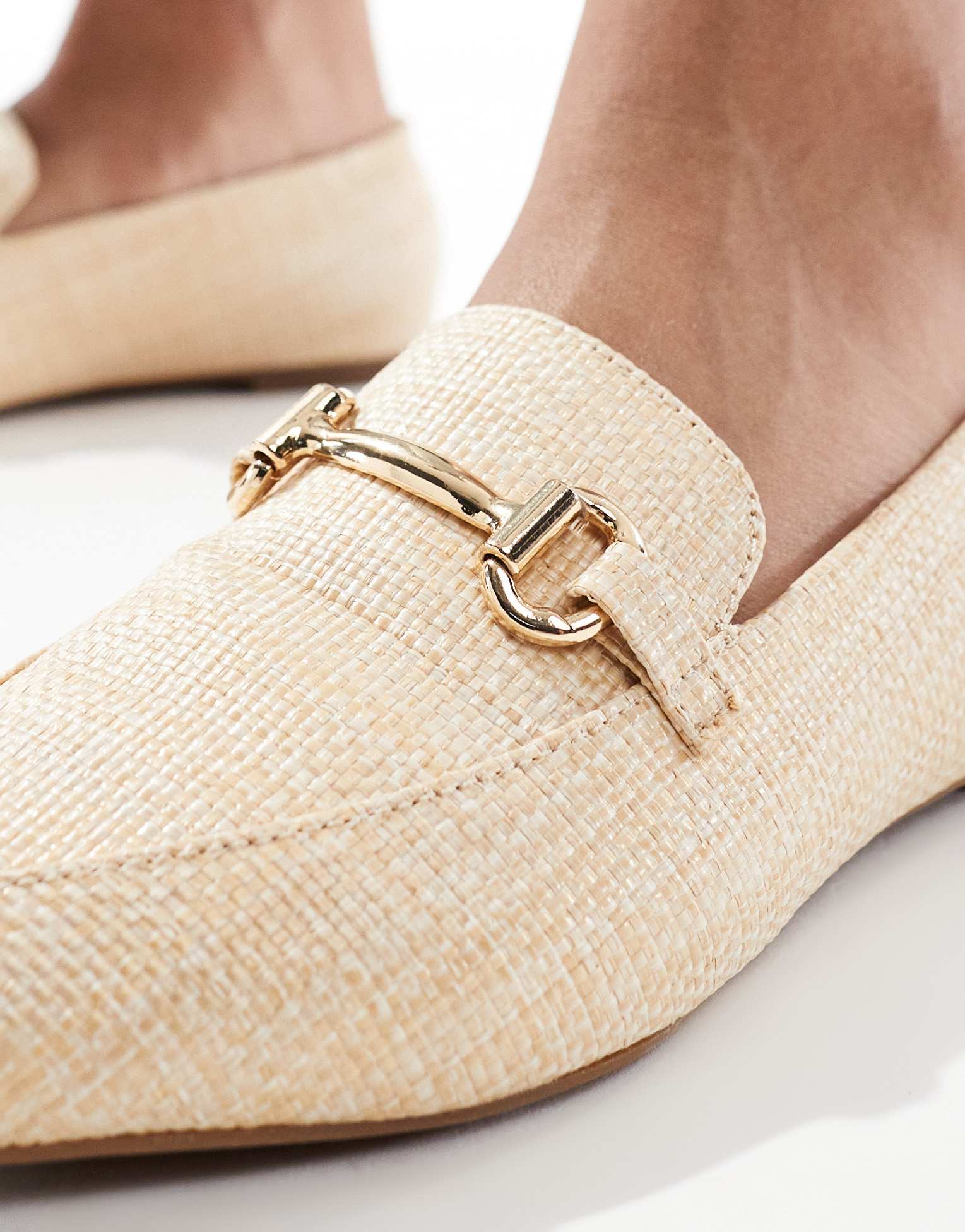 London Rebel Wide Fit buckle detail pointed toe loafer in raffia natural - ASOS Sample Sale EU Store