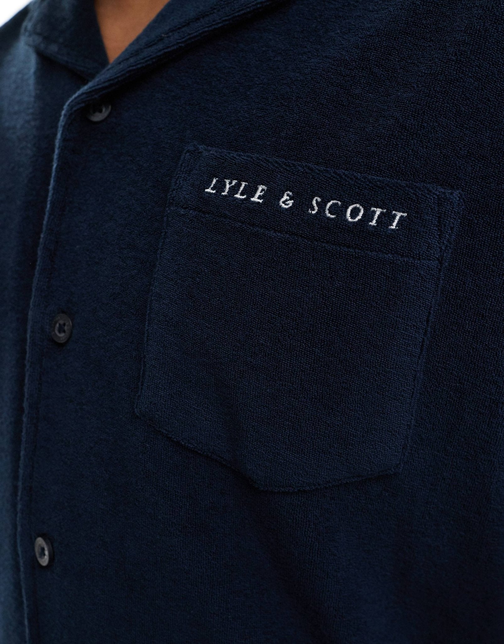 Lyle & Scott towelling short sleeve revere collar resort shirt in navy - ASOS Sample Sale EU Store