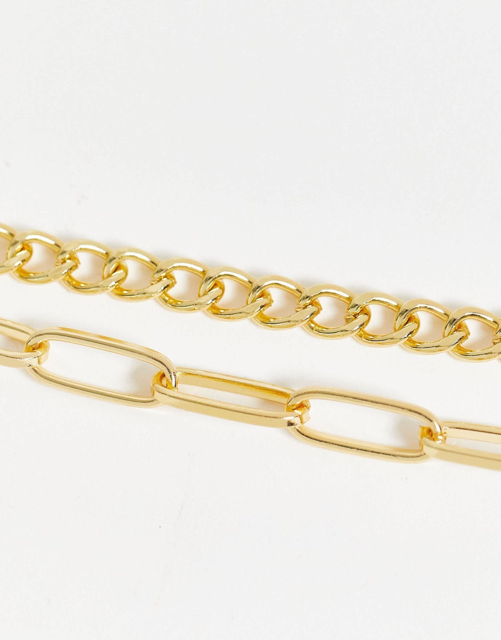 Madein chunky chain necklaces in gold with a pink and white gummy bear charm - ASOS Sample Sale EU Store