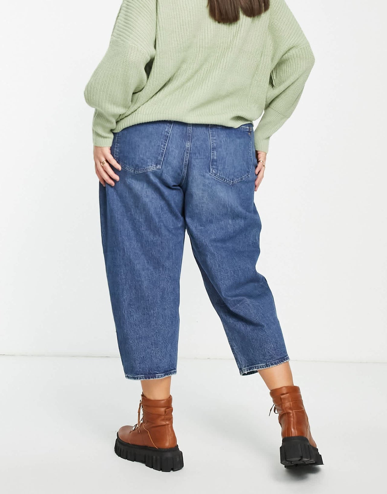 Madewell Plus balloon leg jeans in mid wash blue - ASOS Sample Sale EU Store