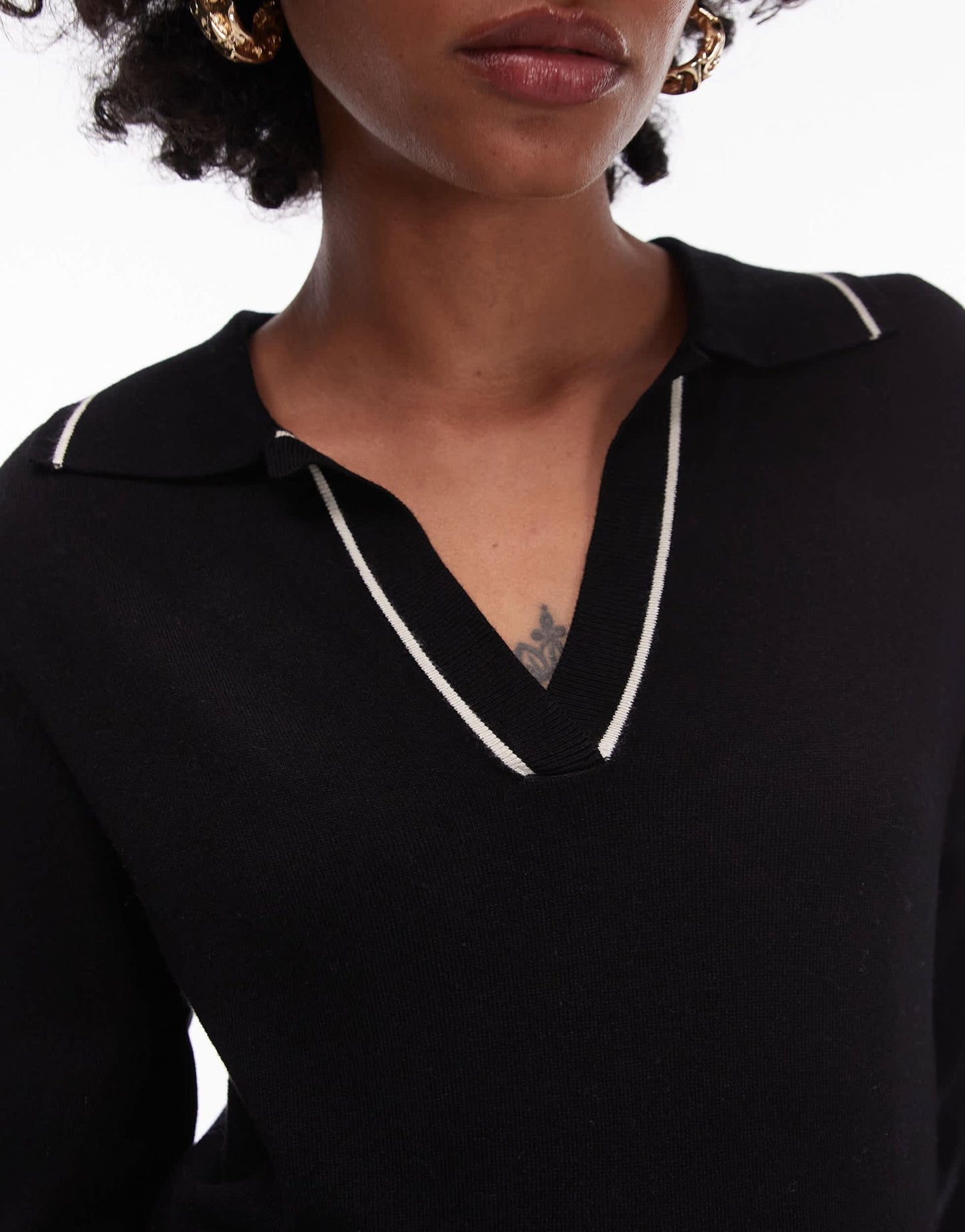 Mango deep v - neck polo top with contrast detail in black - ASOS Sample Sale EU Store