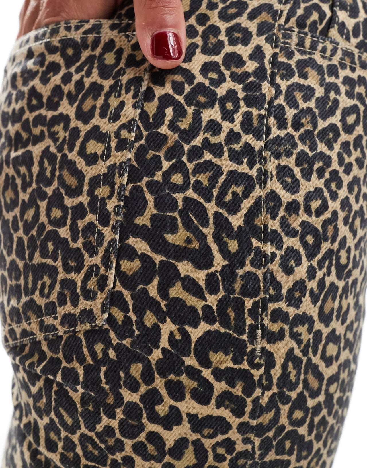 Mango leopard print straight leg jeans in brown - ASOS Sample Sale EU Store