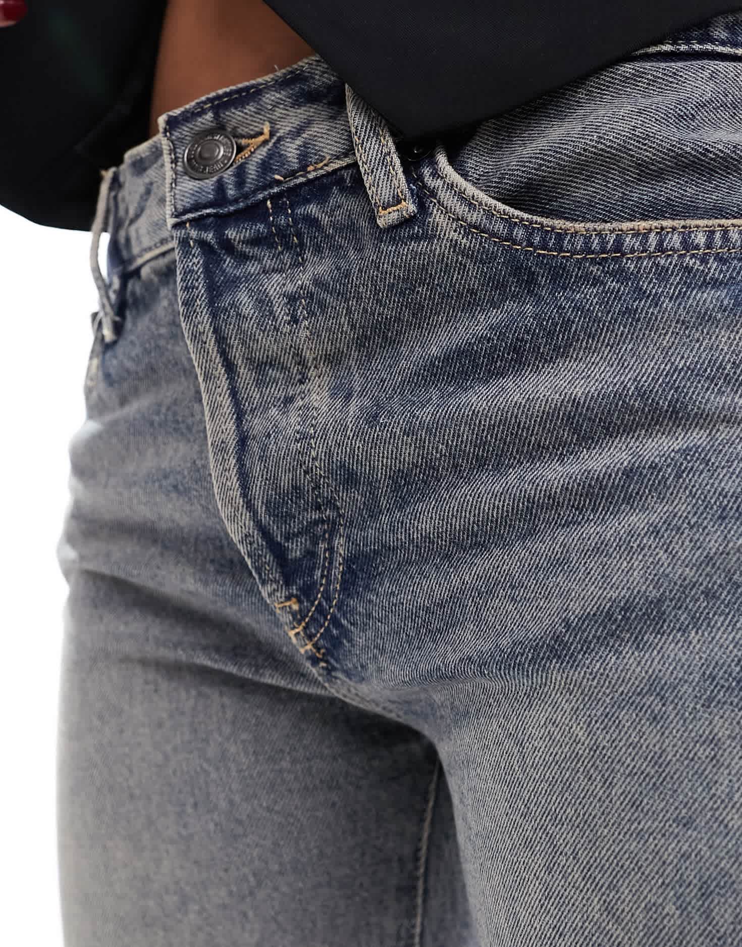 Mango mom ripped knee jeans in washed blue - ASOS Sample Sale EU Store