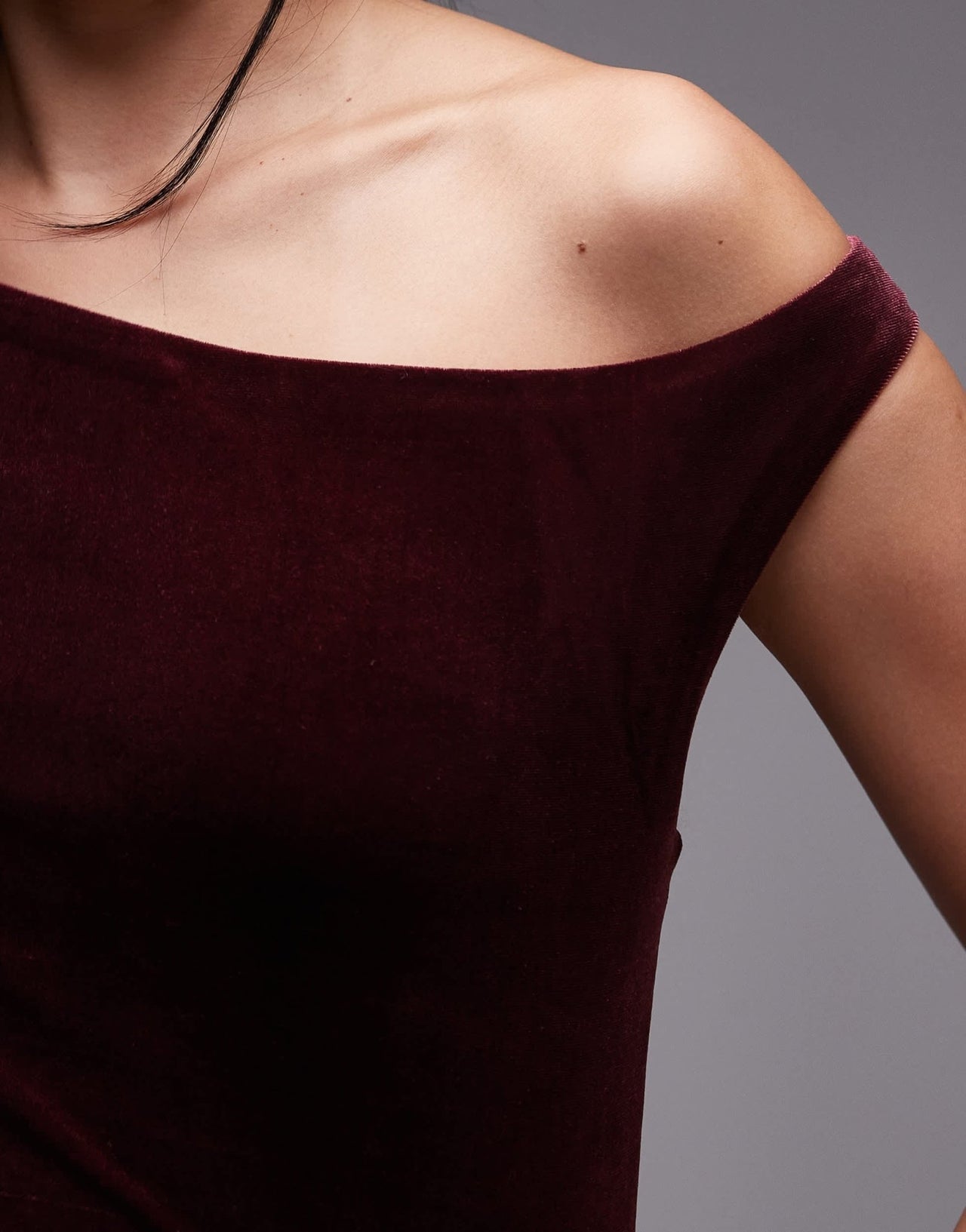 Mango velvet off shoulder top in dark red - ASOS Sample Sale EU Store