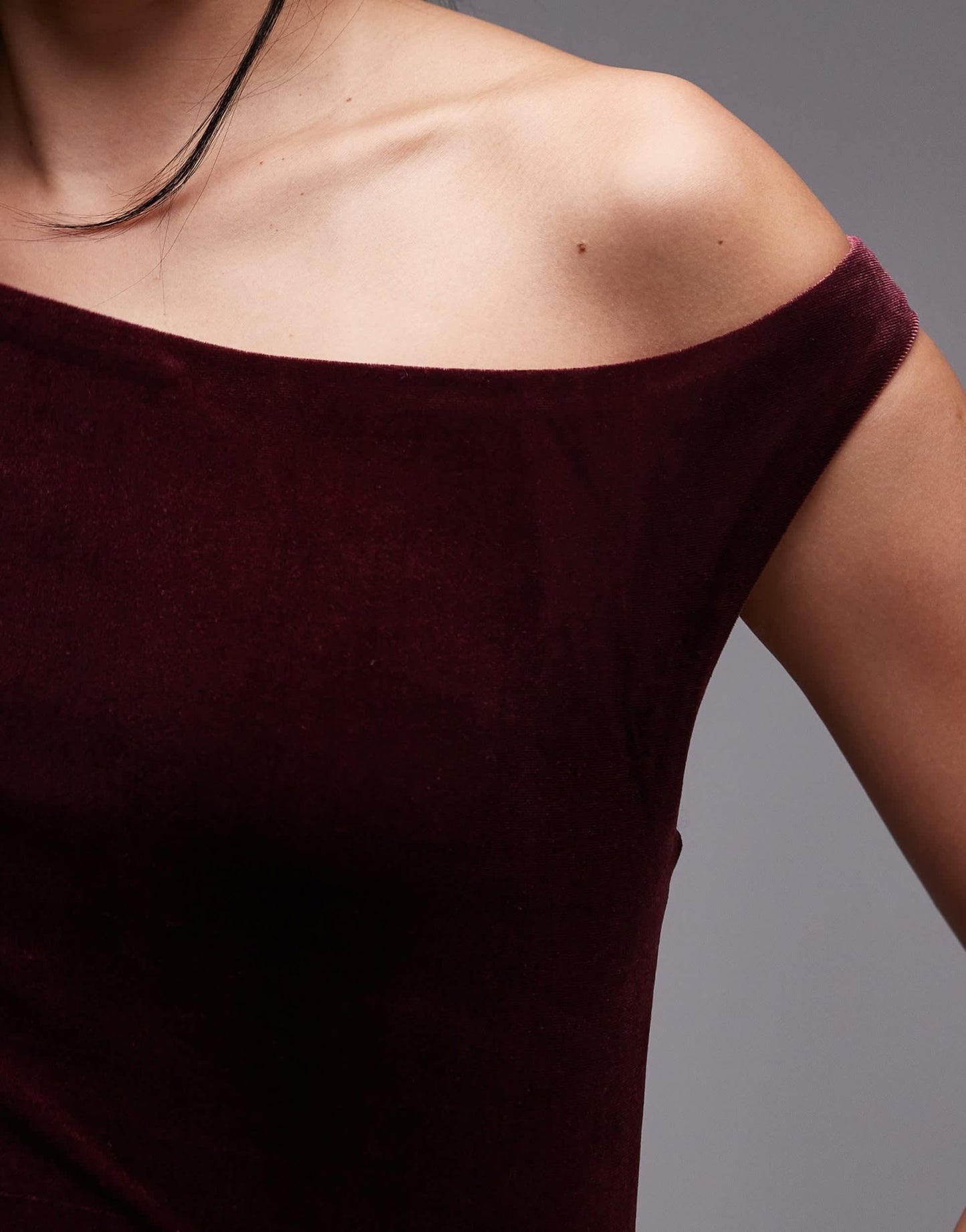 Mango velvet off shoulder top in dark red - ASOS Sample Sale EU Store