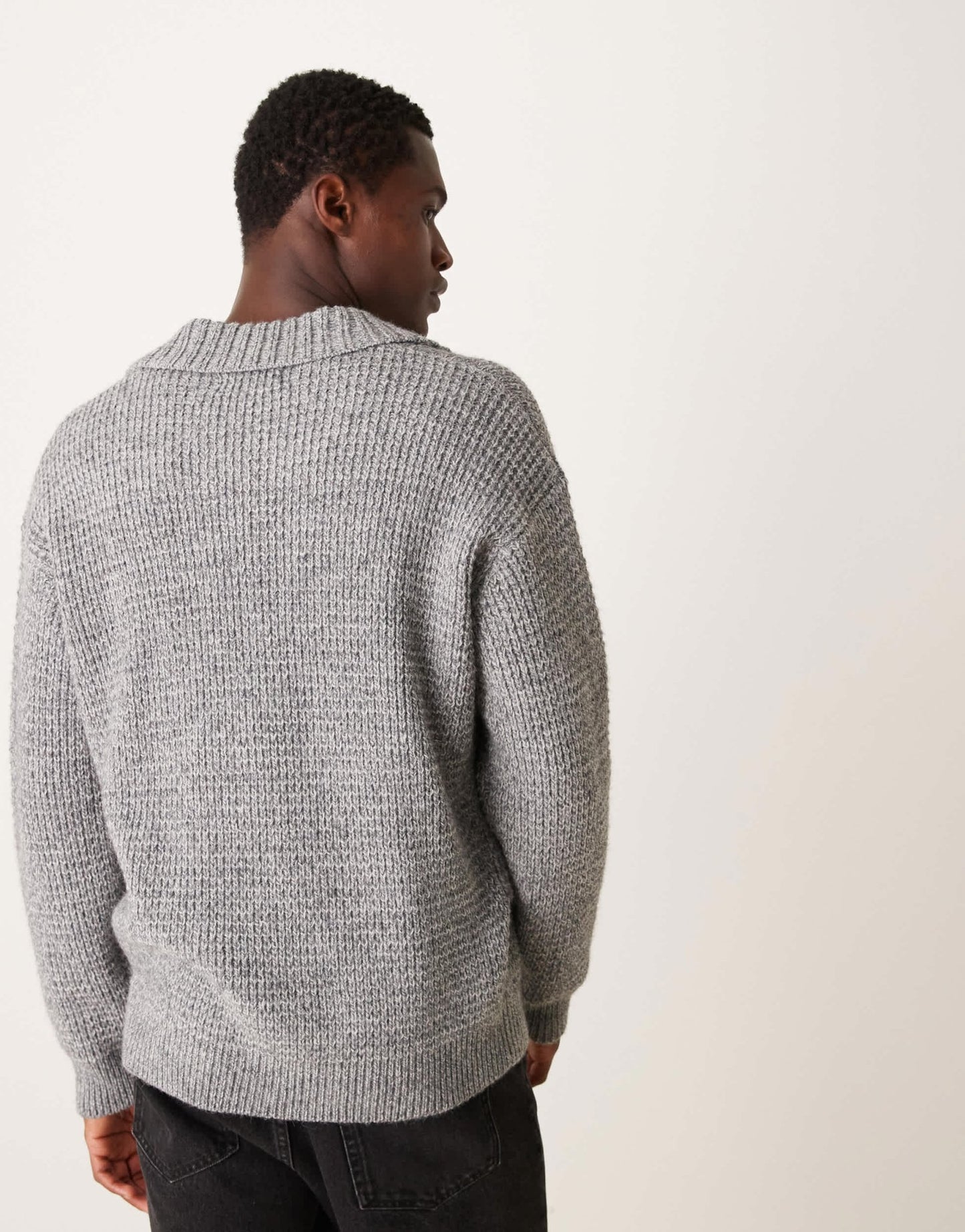 Mango wide v - neck collar chunky knit sweater in grey - ASOS Sample Sale EU Store