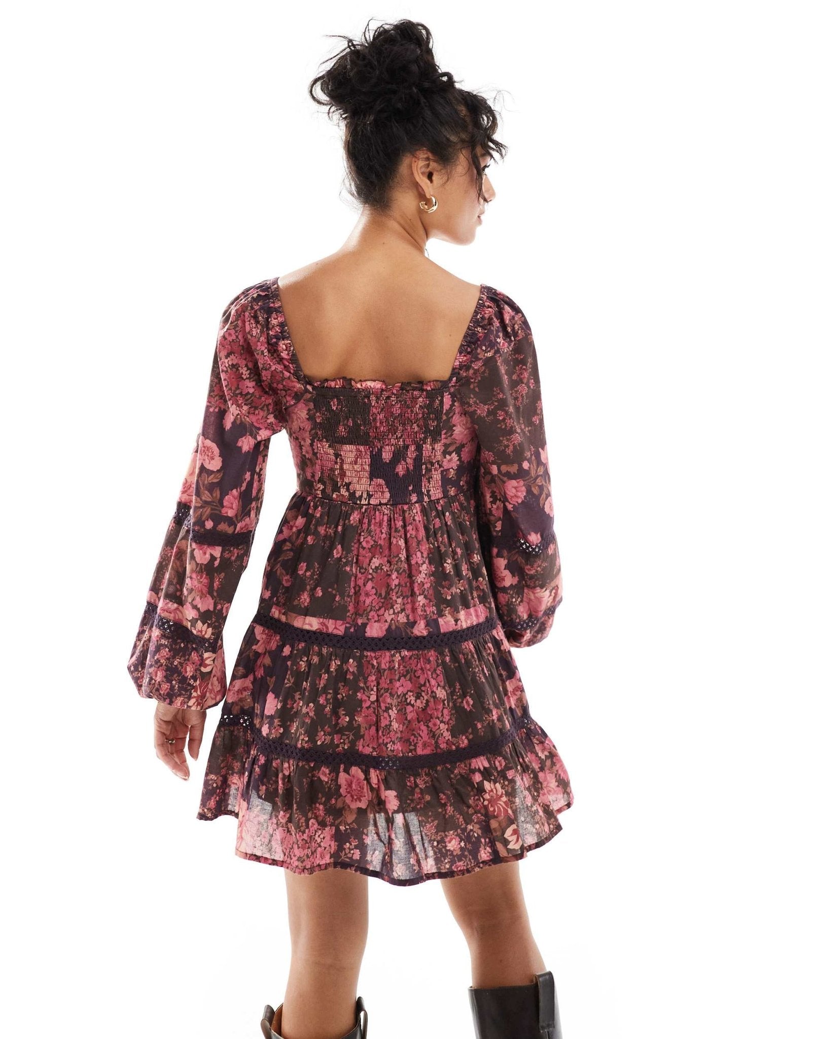 Miss Selfridge cotton lace insert tiered mini dress in patchwork floral - ASOS Sample Sale EU Store