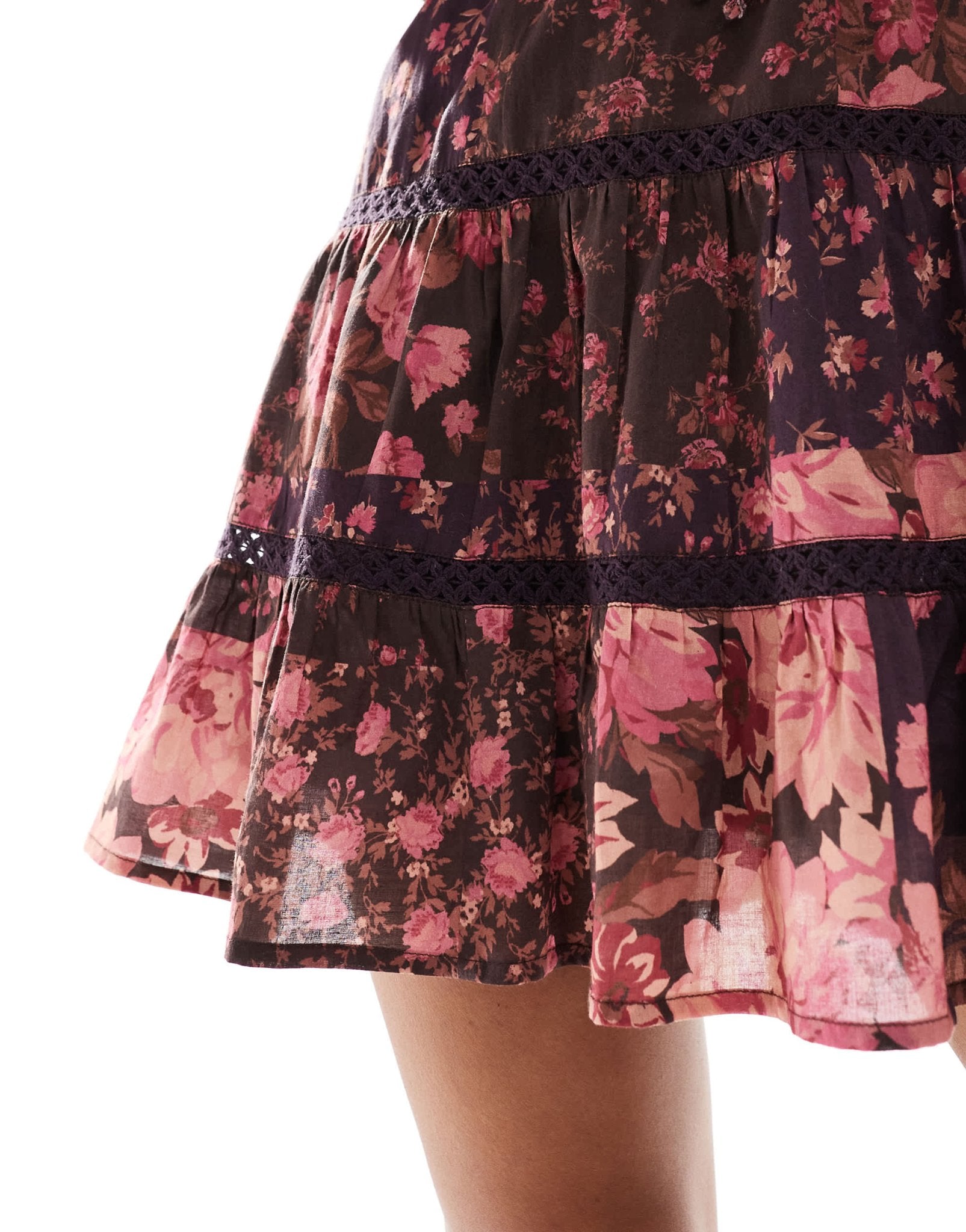Miss Selfridge cotton lace insert tiered mini dress in patchwork floral - ASOS Sample Sale EU Store