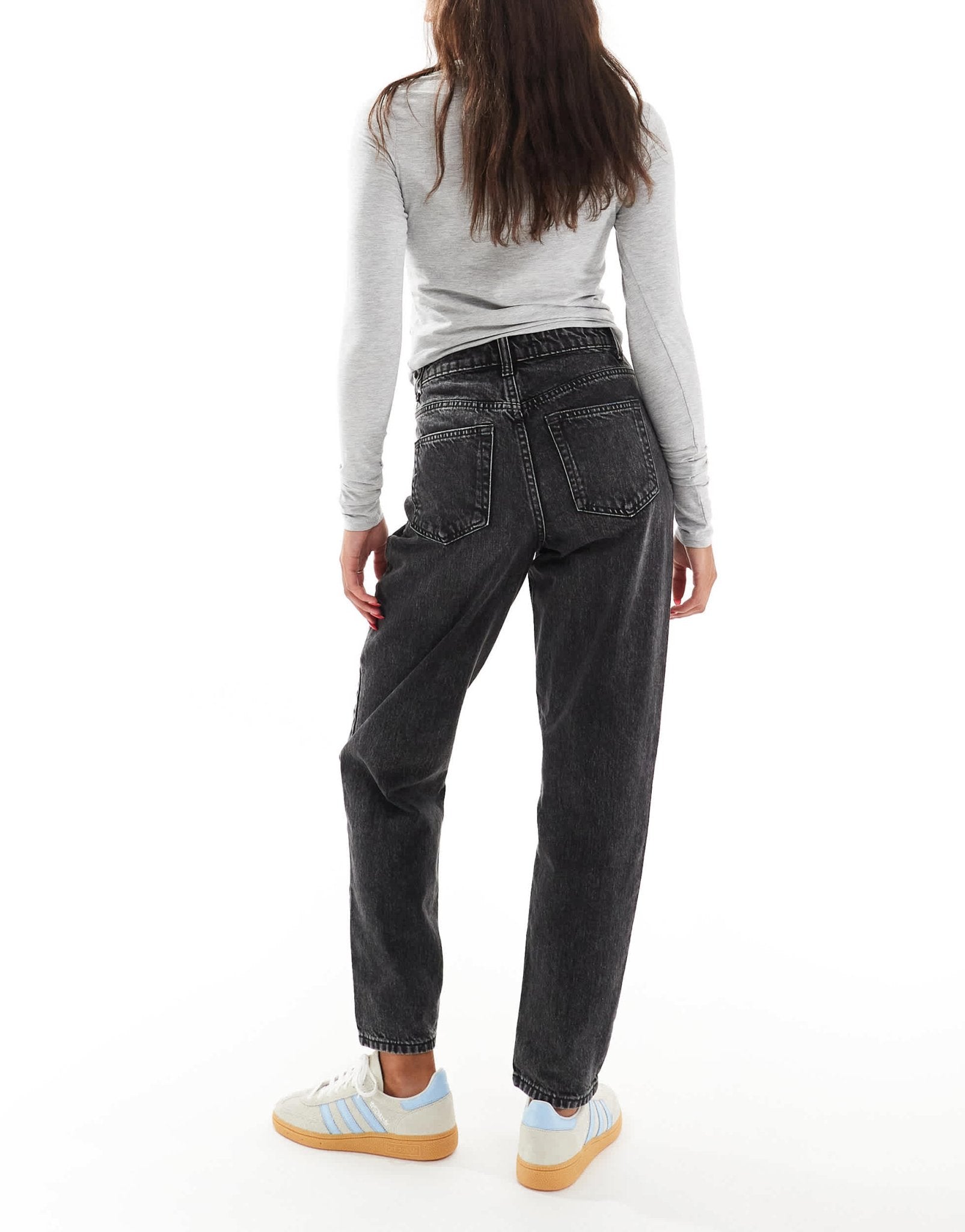 Miss Selfridge highwaist mom jean in black wash - ASOS Sample Sale EU Store