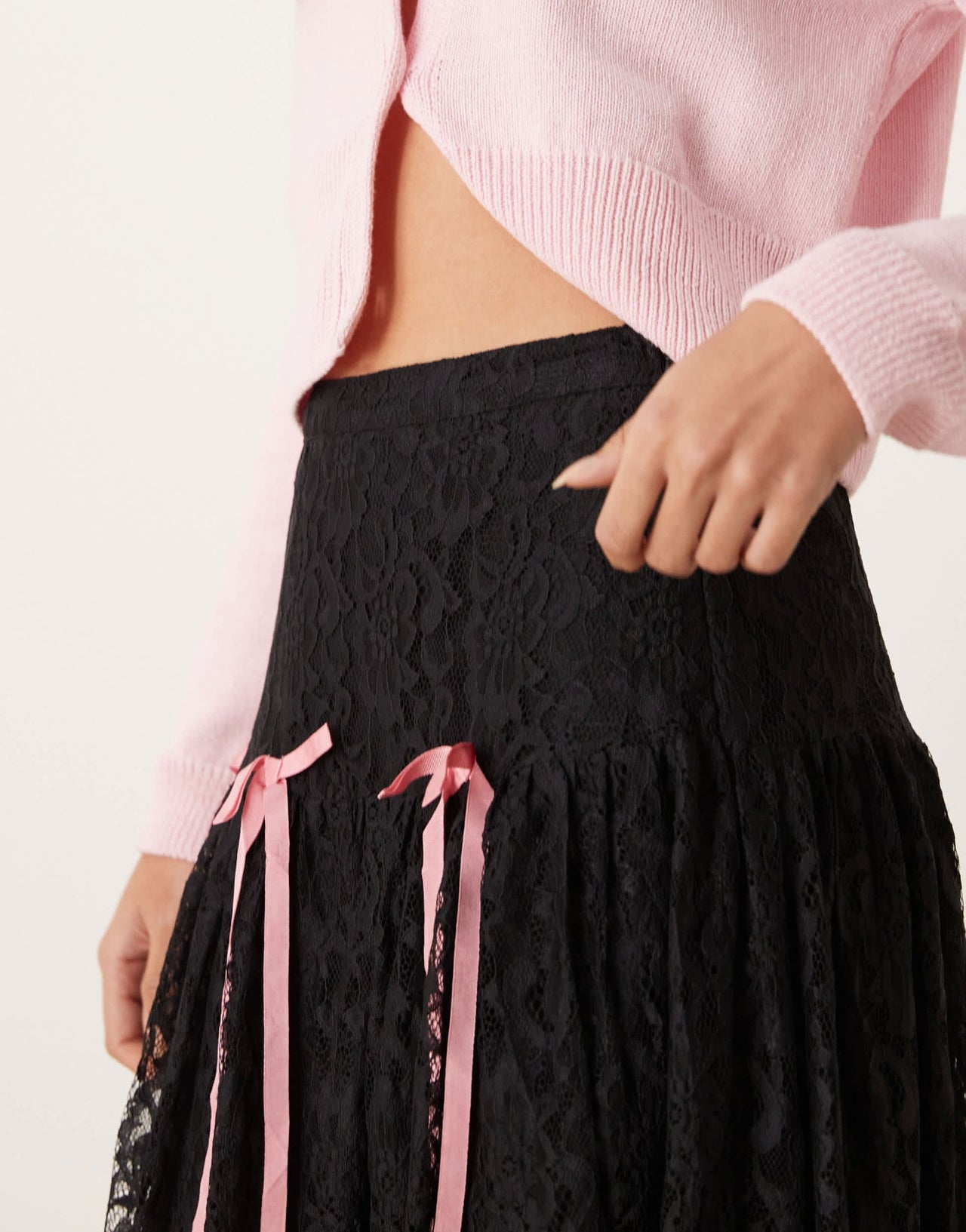Miss Selfridge lace bow detail tiered maxi skirt in black - ASOS Sample Sale EU Store