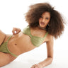Top de bikini con detalle de copa fruncida en caqui de Miss Selfridge mix and match