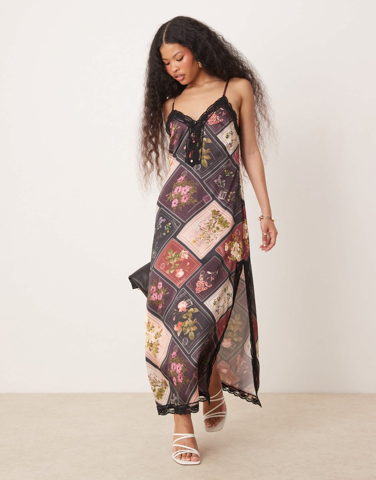 Miss Selfridge Petite maxi dress in patchwork print - ASOS Sample Sale EU Store