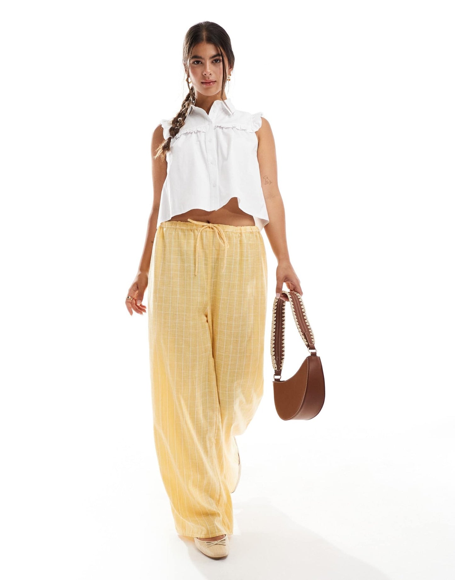 Miss Selfridge poplin sleeveless ruffle shirt in white - ASOS Sample Sale EU Store