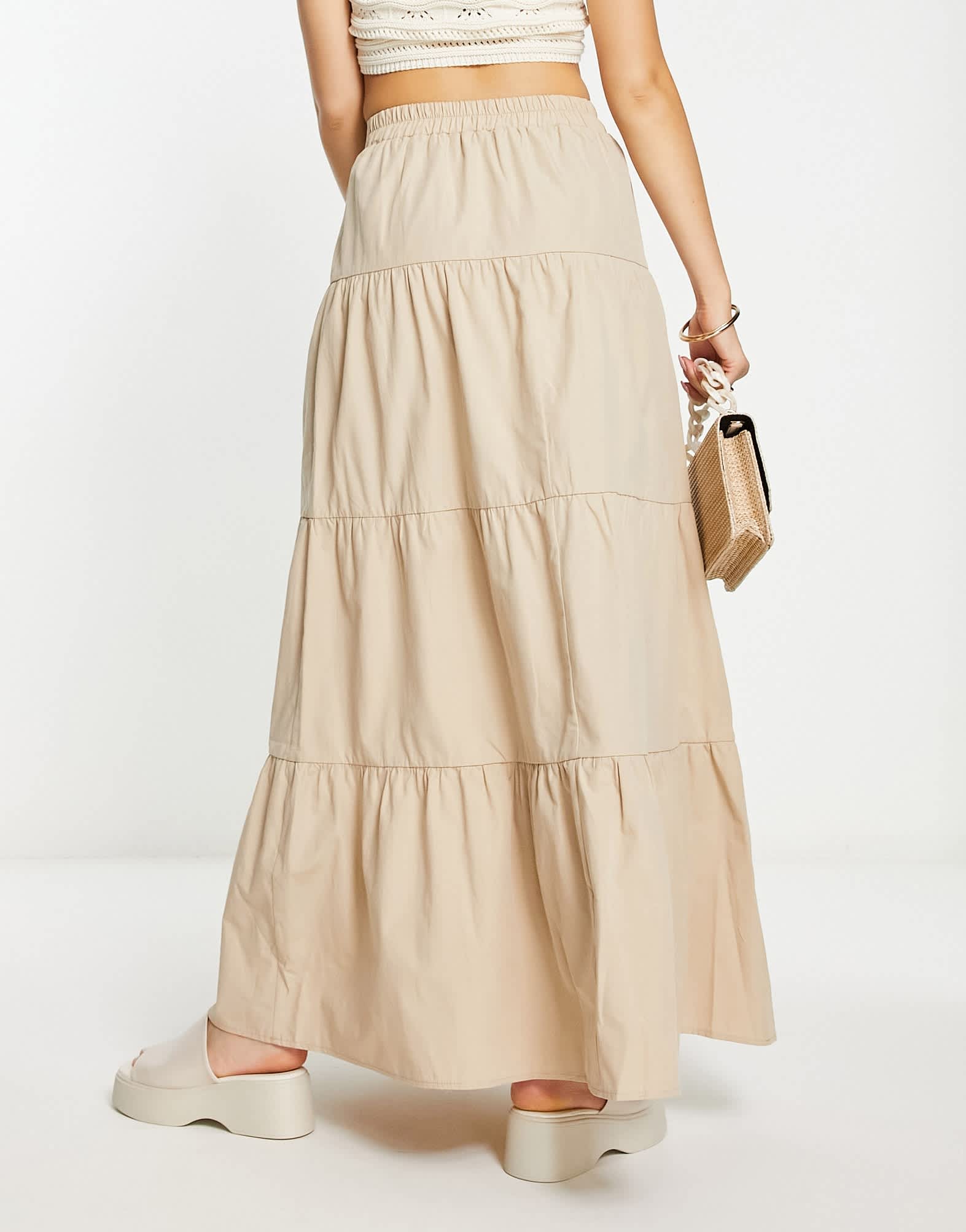 Miss Selfridge poplin tiered maxi skirt in stone - ASOS Sample Sale EU Store