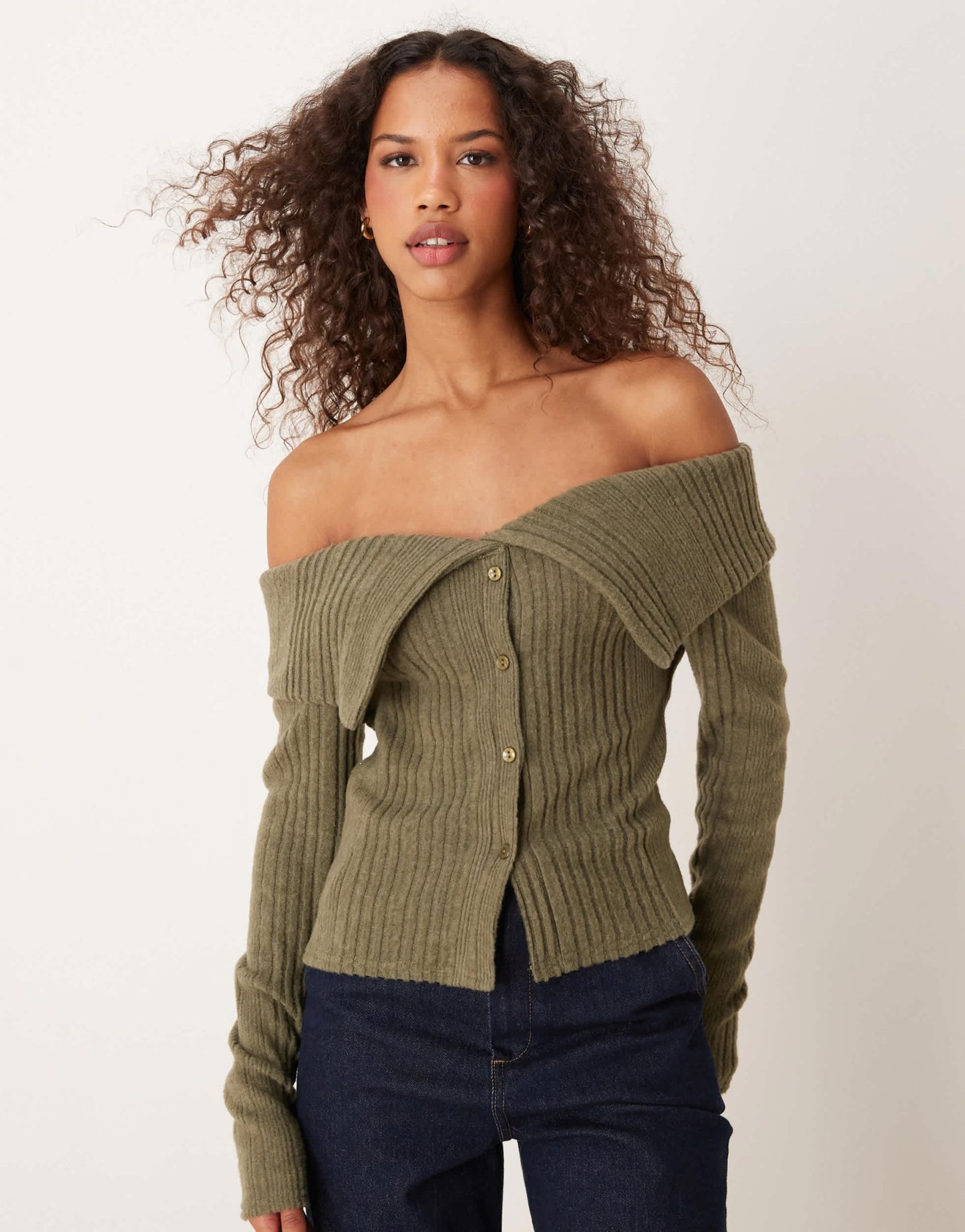 Miss Selfridge soft brushed rib bardot cardigan in khaki - ASOS Sample Sale EU Store