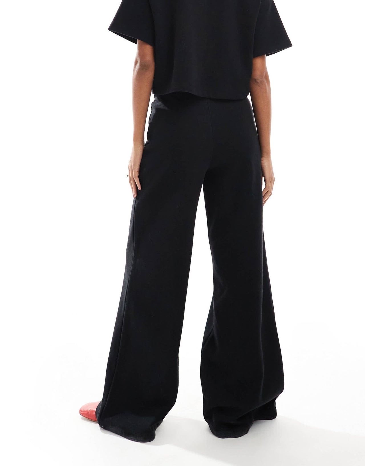 Miss Selfridge soft rib wide leg trouser in black - ASOS Sample Sale EU Store