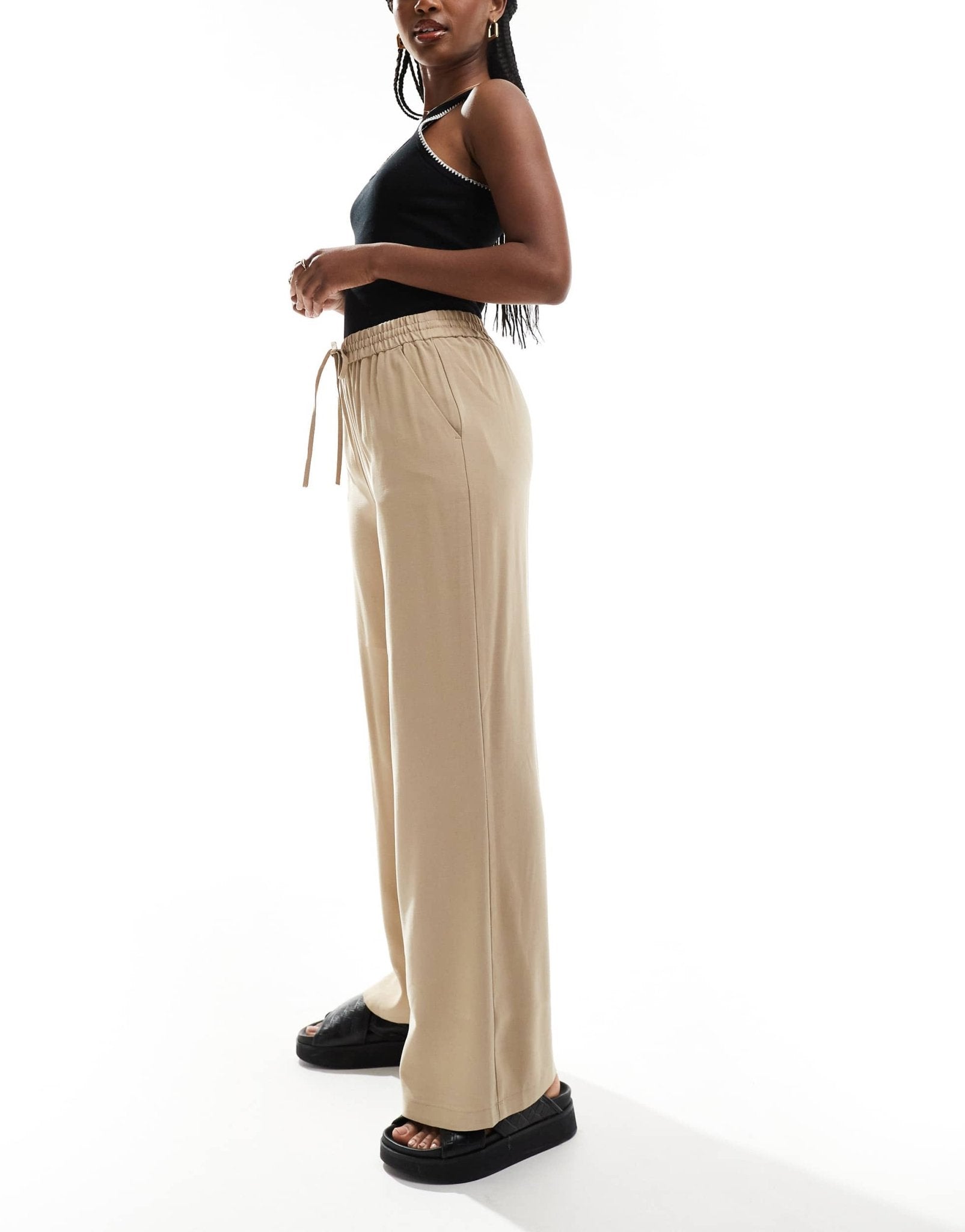 Miss Selfridge soft touch pull on wide leg trouser in stone - ASOS Sample Sale EU Store