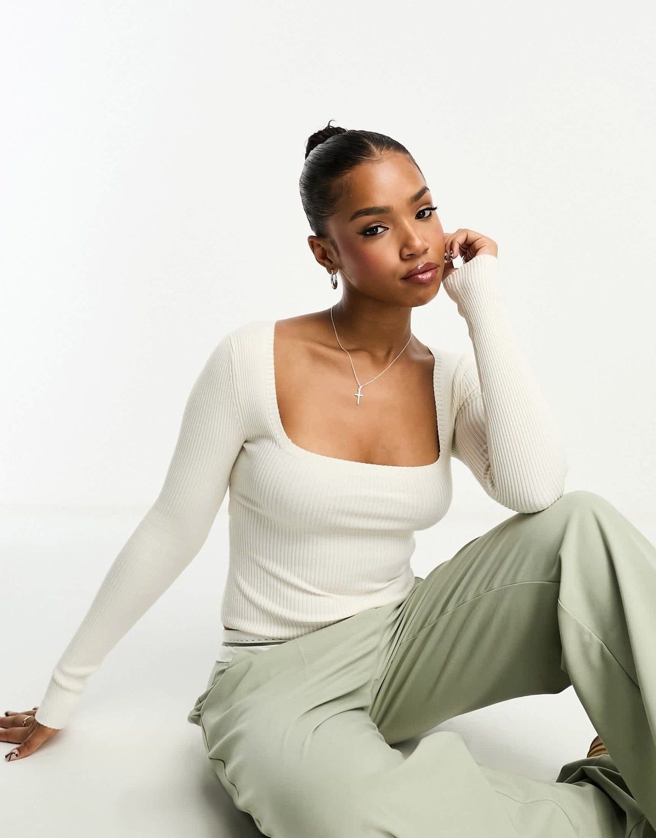 Miss Selfridge square neck open back detail rib knit top in cream - ASOS Sample Sale EU Store