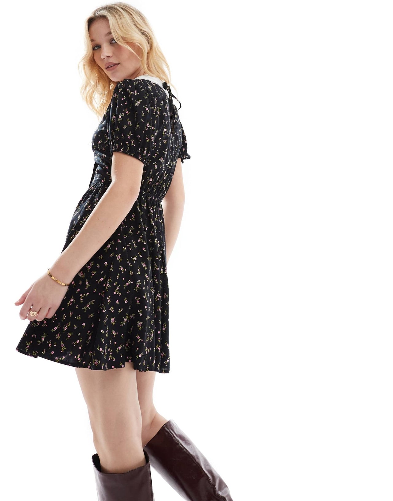 Miss Selfridge tea dress with collar in floral print - ASOS Sample Sale EU Store