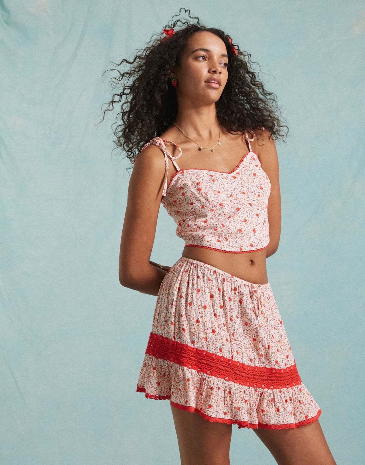 Miss Selfridge tie strap corset top co ord in strawberry print - ASOS Sample Sale EU Store