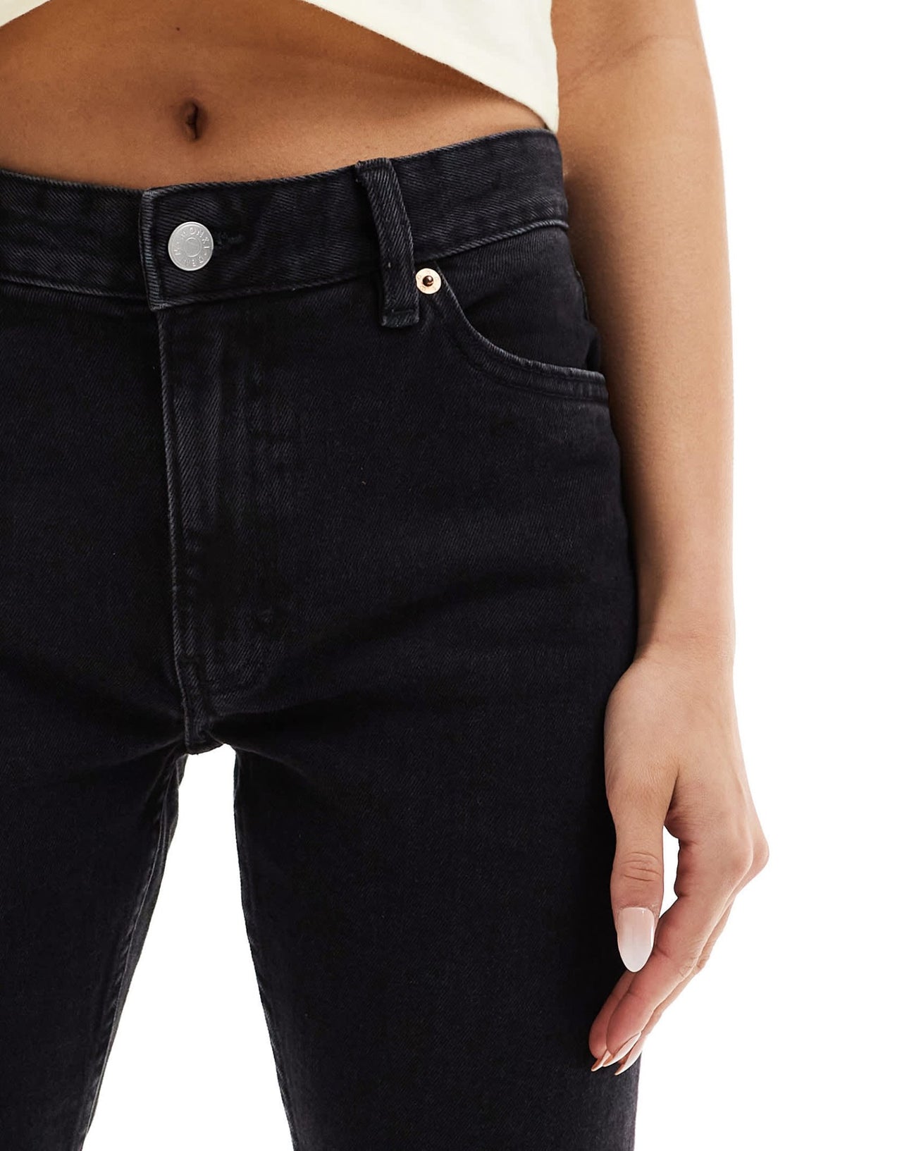 Monki Ako comfort stretch slim leg jeans in black wash - ASOS Sample Sale EU Store