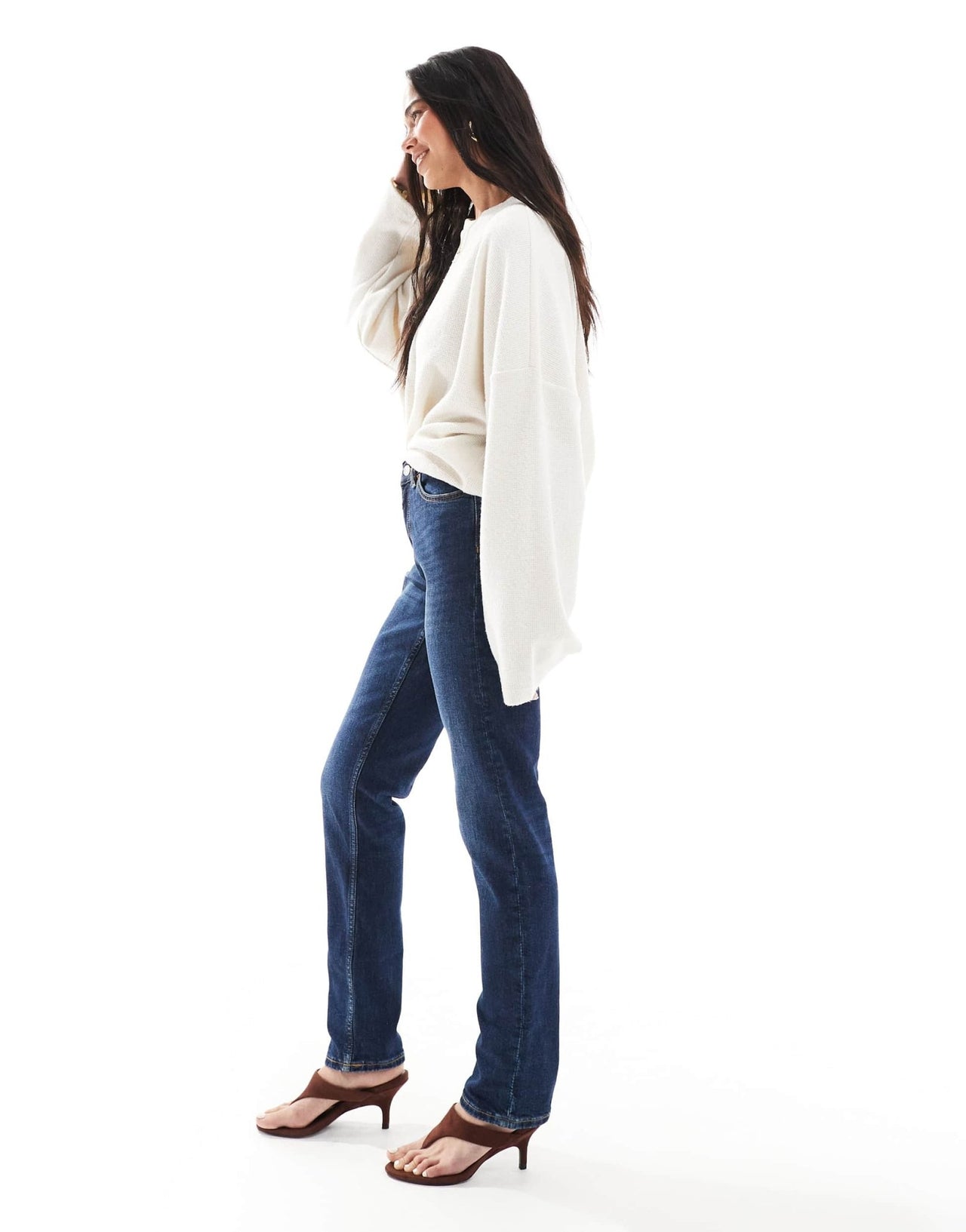 Monki Ako mid waist slim fit jeans in ocean blue - ASOS Sample Sale EU Store