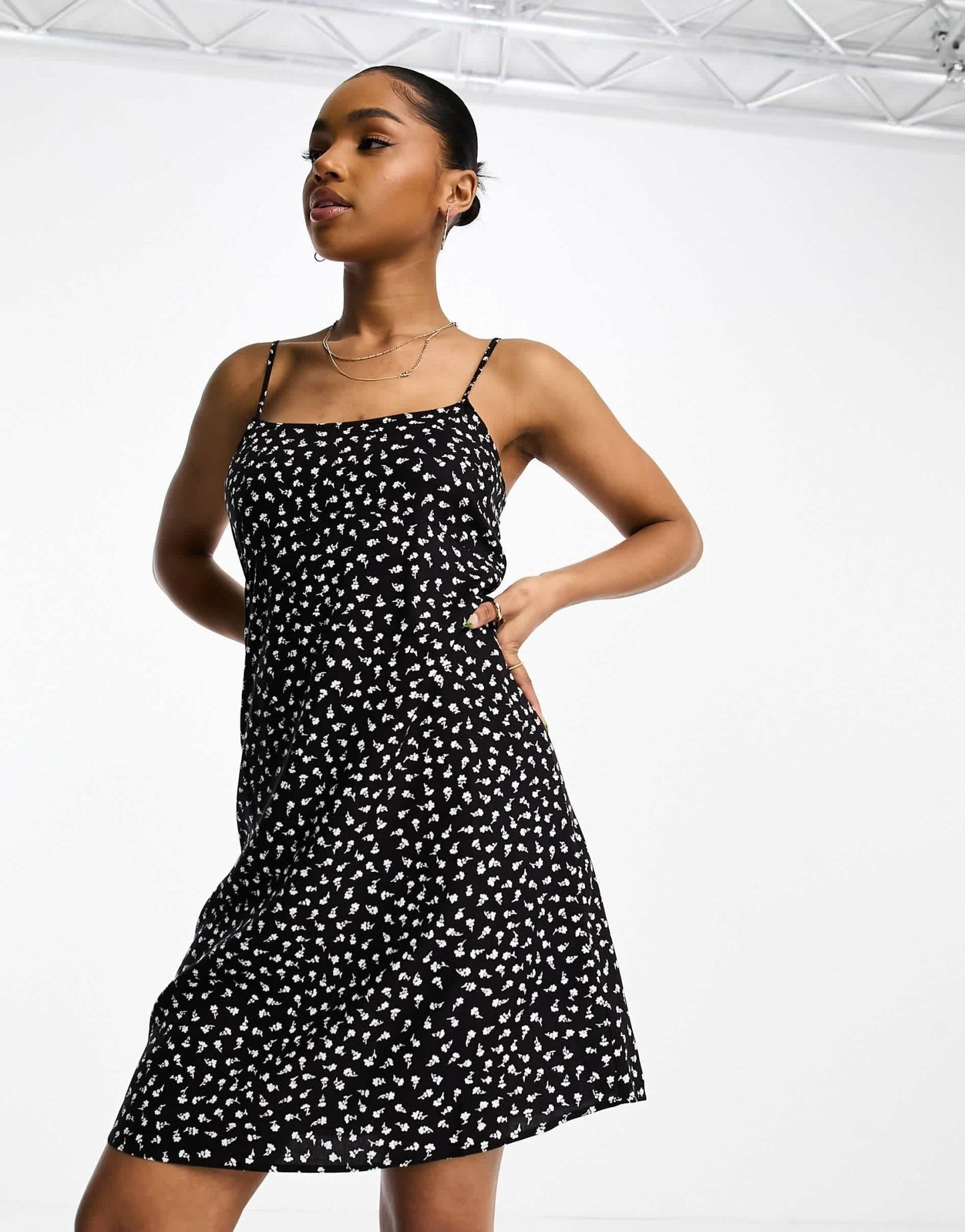 Monki cami mini dress in black ditsy print - ASOS Sample Sale EU Store