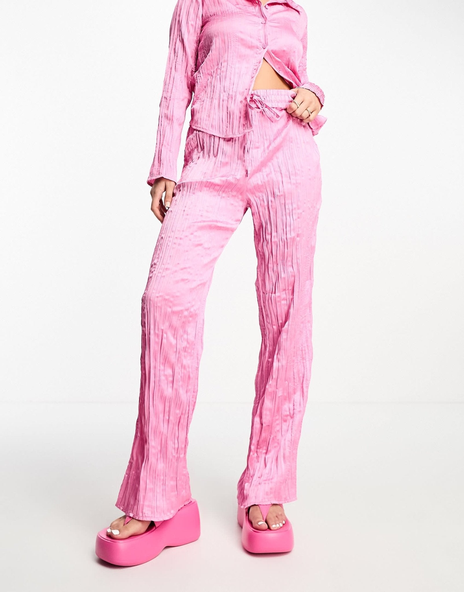 Monki co - ord crinkle trousers in pink - ASOS Sample Sale EU Store