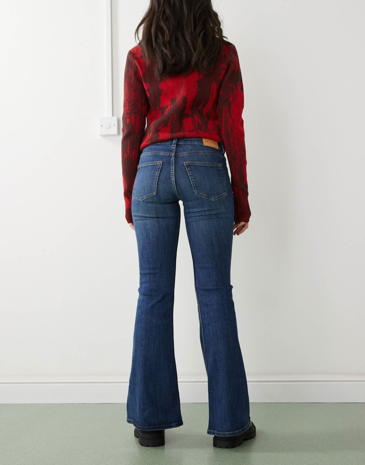 Monki Katsumi low waist boot cut flare jeans in dark ocean blue wash - ASOS Sample Sale EU Store