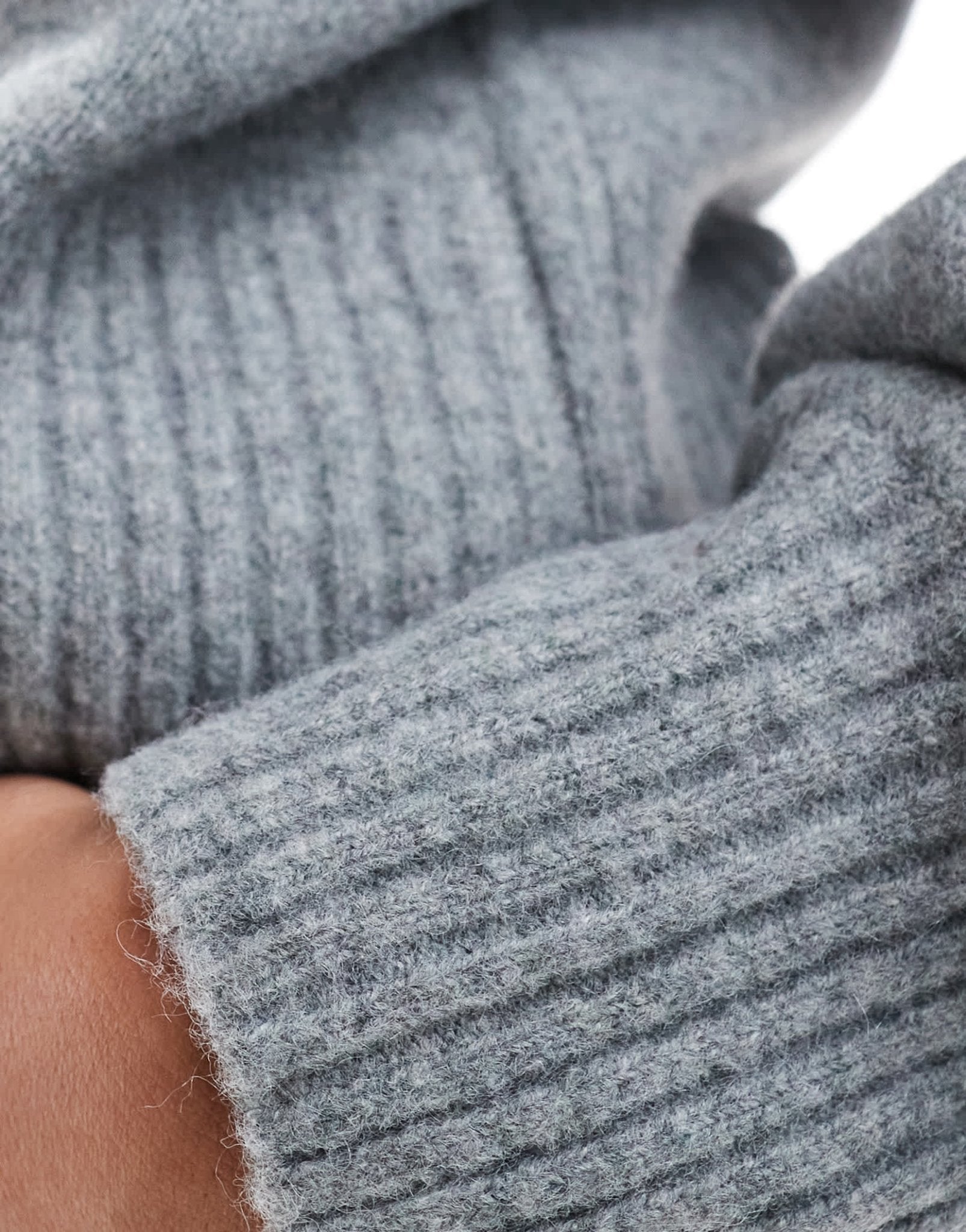 Monki knitted turtleneck sweater in grey melange - ASOS Sample Sale EU Store