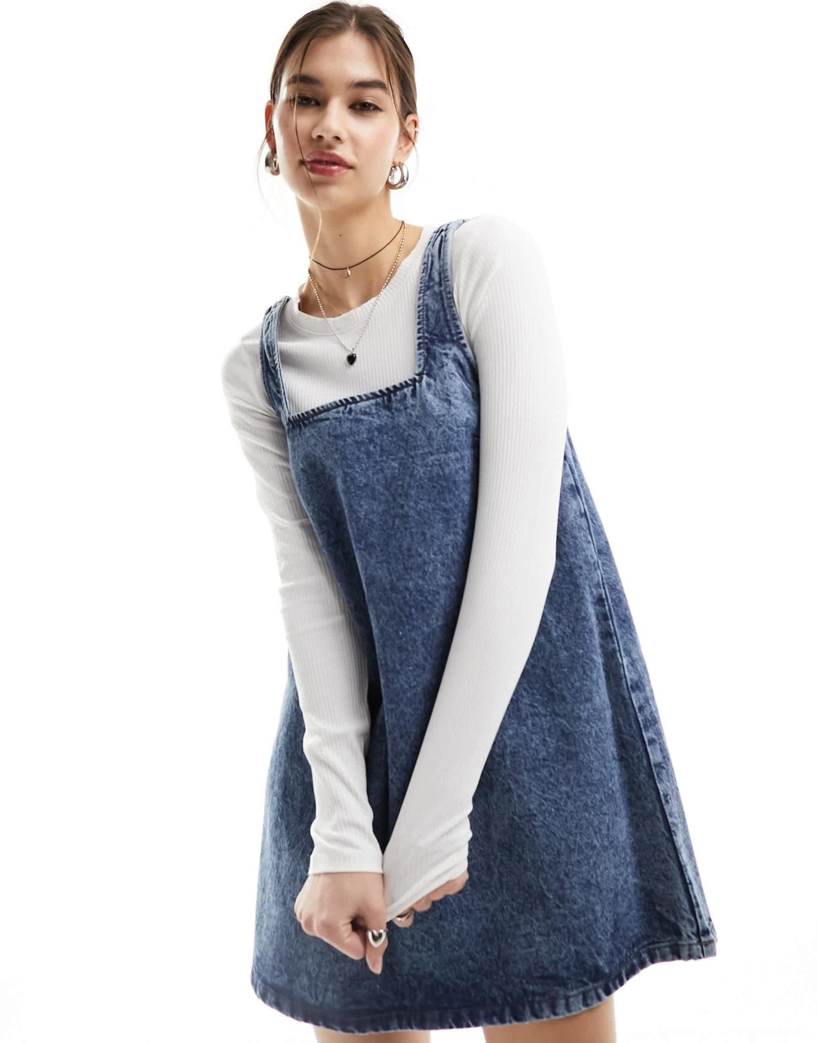 Monki mini denim dungaree dress in soft acid blue wash - ASOS Sample Sale EU Store