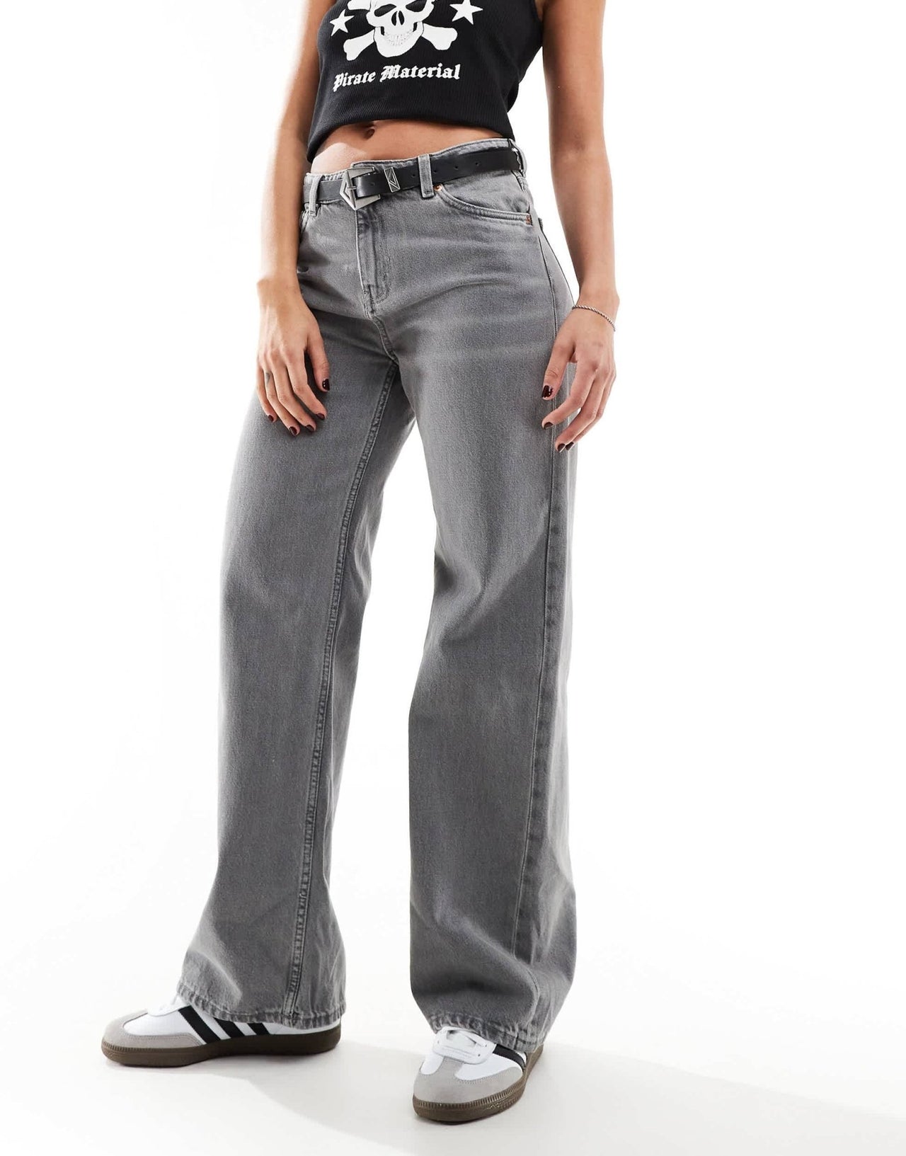 Monki Naoki loose fit low rise jeans in washed grey - ASOS Sample Sale EU Store
