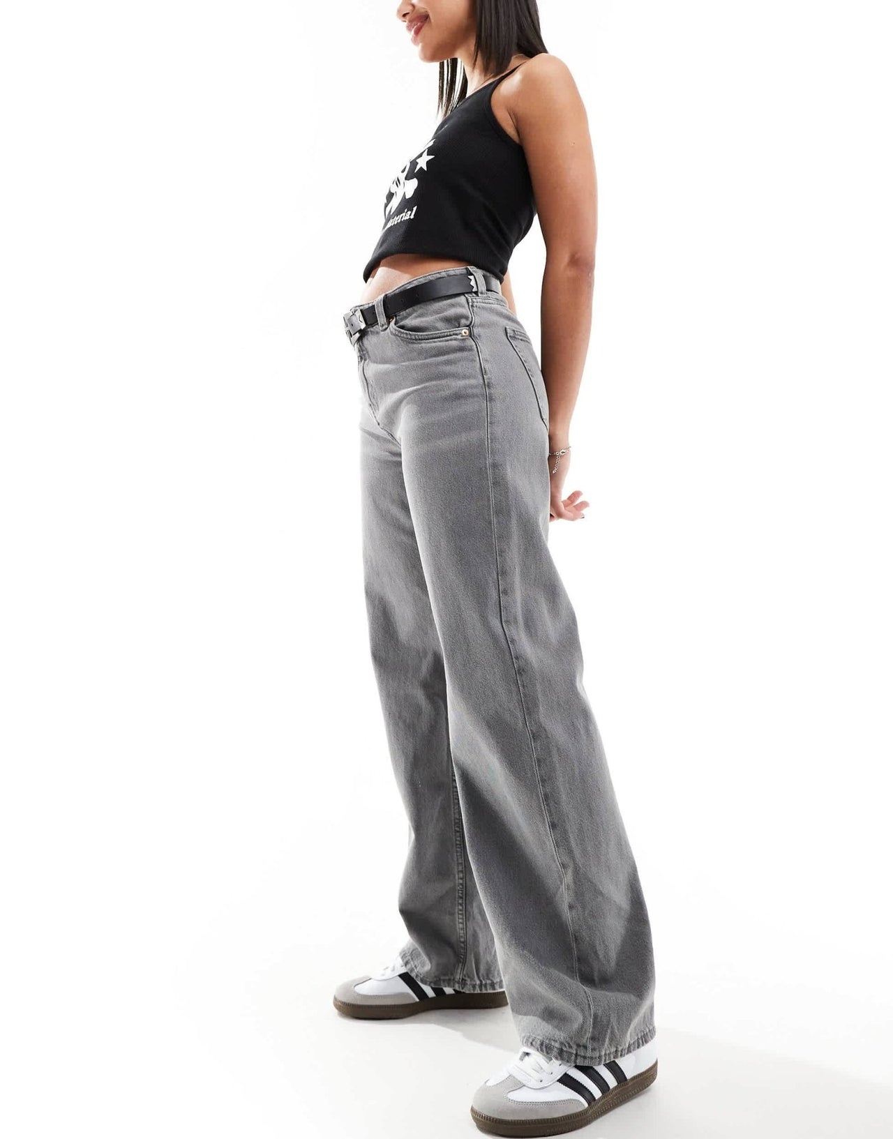Monki Naoki loose fit low rise jeans in washed grey - ASOS Sample Sale EU Store