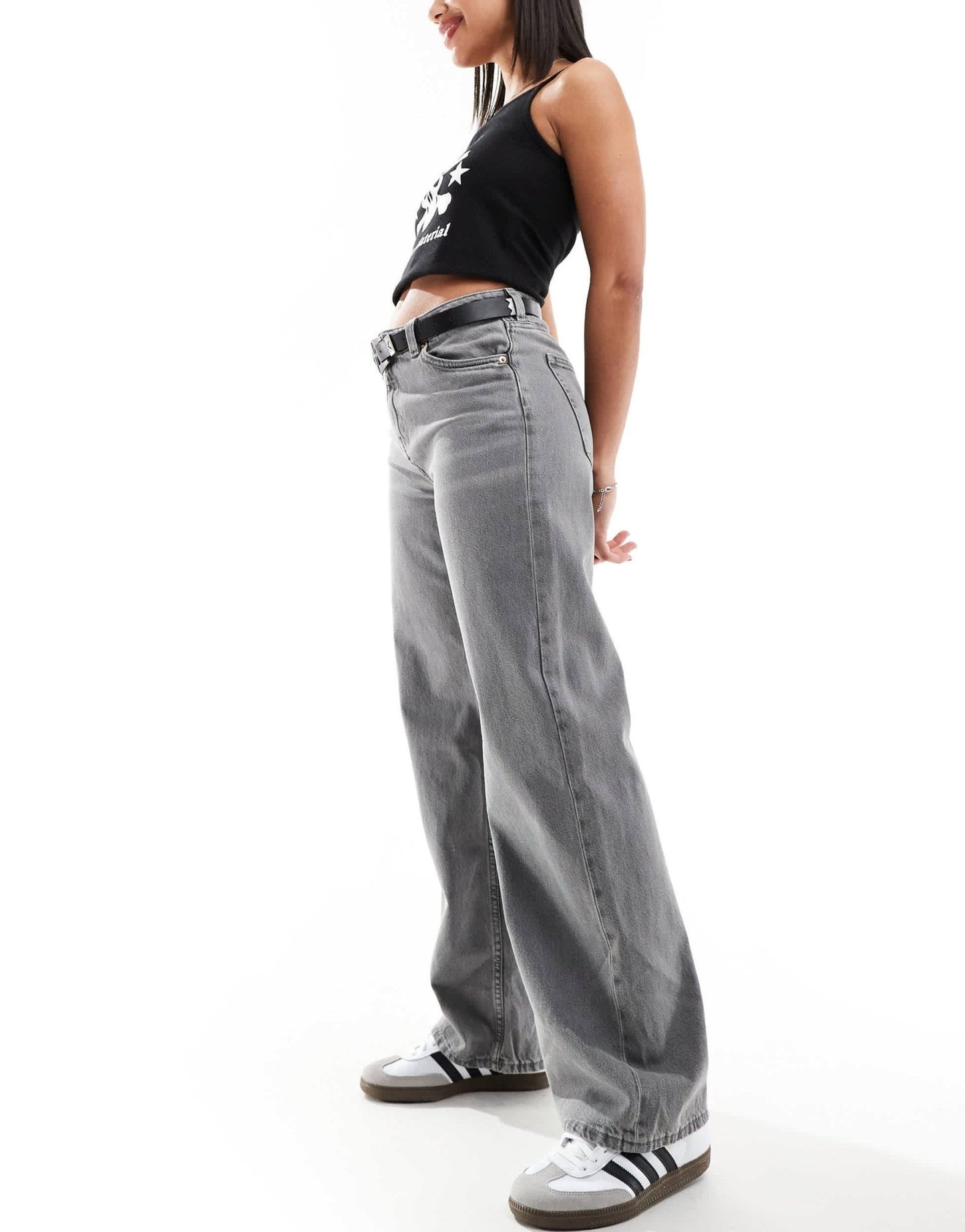 Monki Naoki loose fit low rise jeans in washed grey - ASOS Sample Sale EU Store