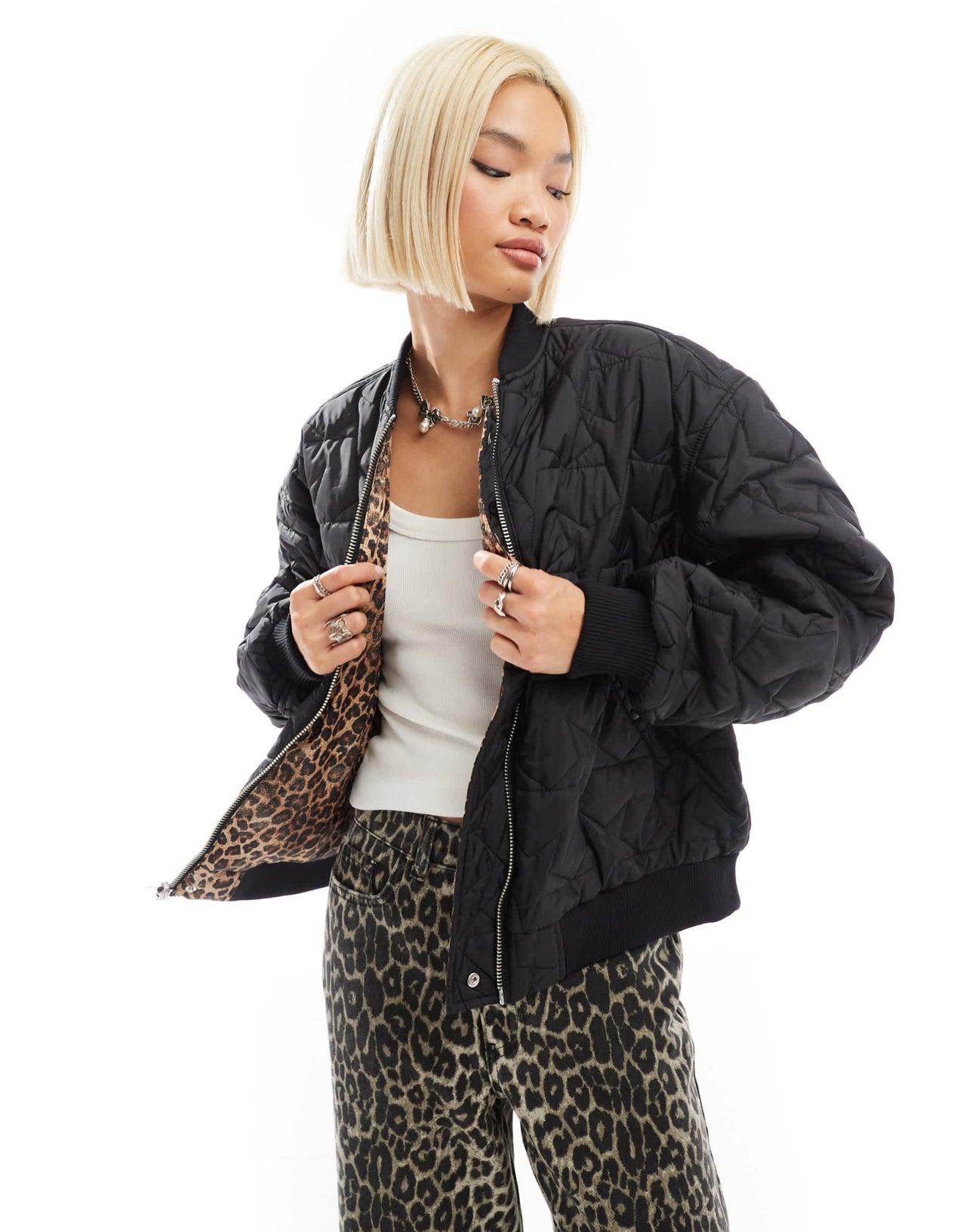 Monki reversible oversized bomber jacket in black quilted star and leopard print - ASOS Sample Sale EU Store
