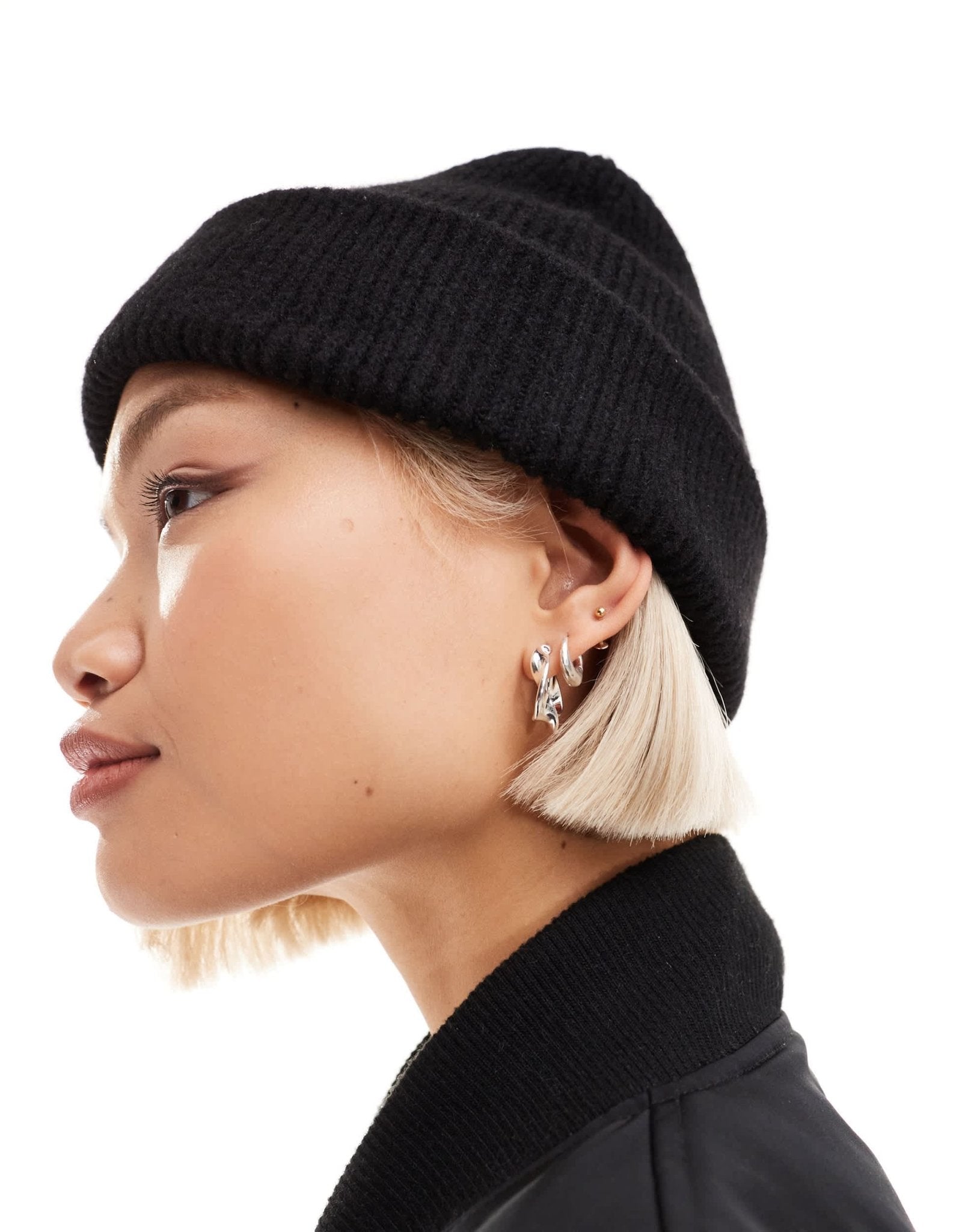 Monki ribbed beanie hat in black - ASOS Sample Sale EU Store