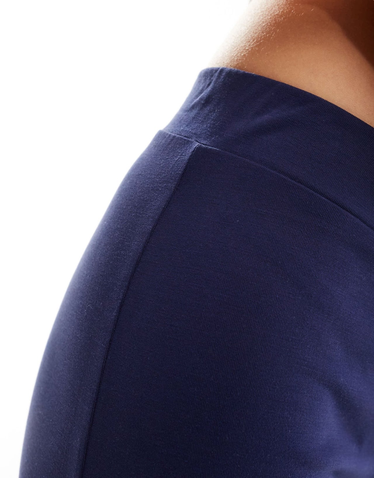 Monki super soft low waist straight leg baggy jersey trousers in navy - ASOS Sample Sale EU Store