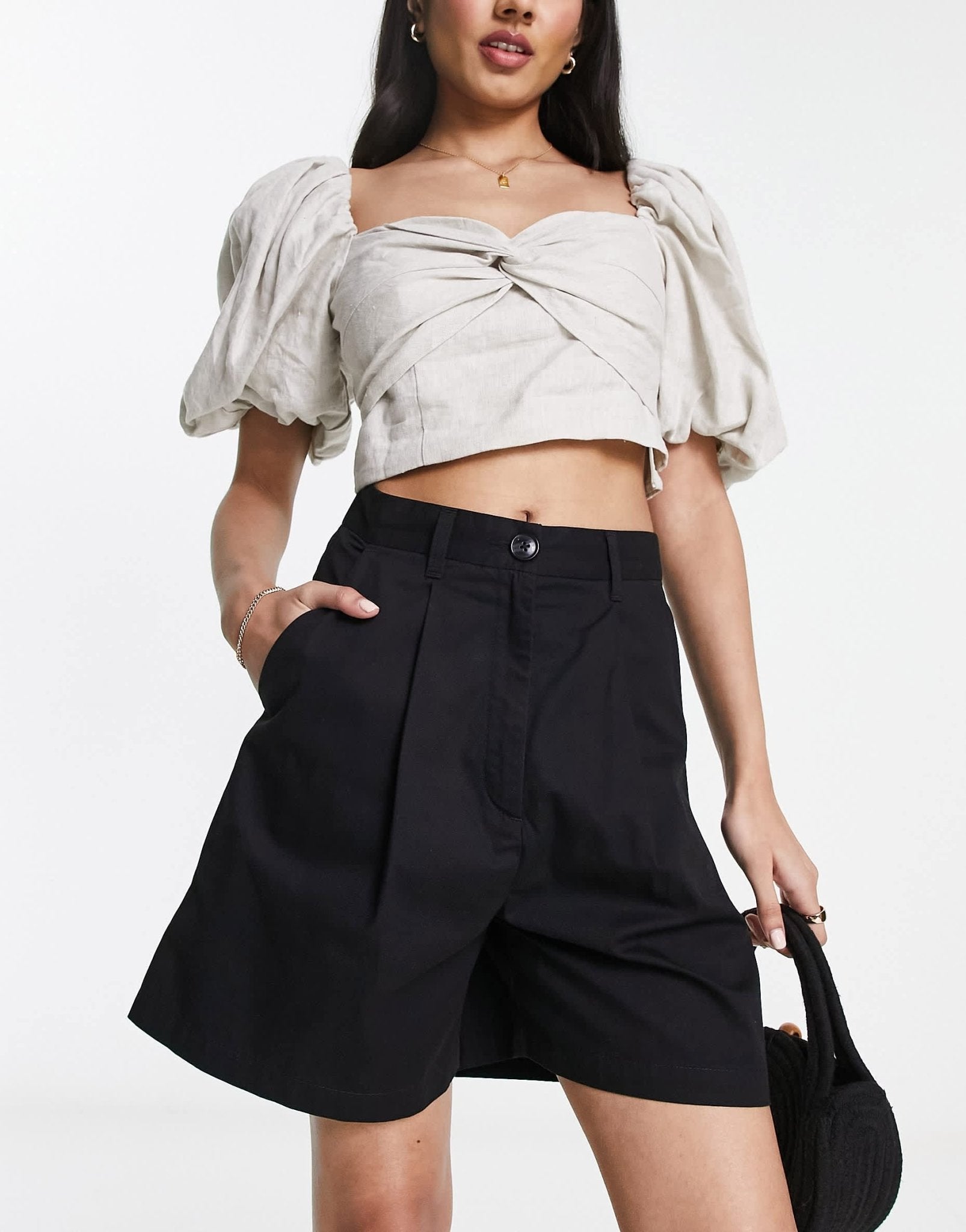 Monki tailored turn - up shorts in black - ASOS Sample Sale EU Store