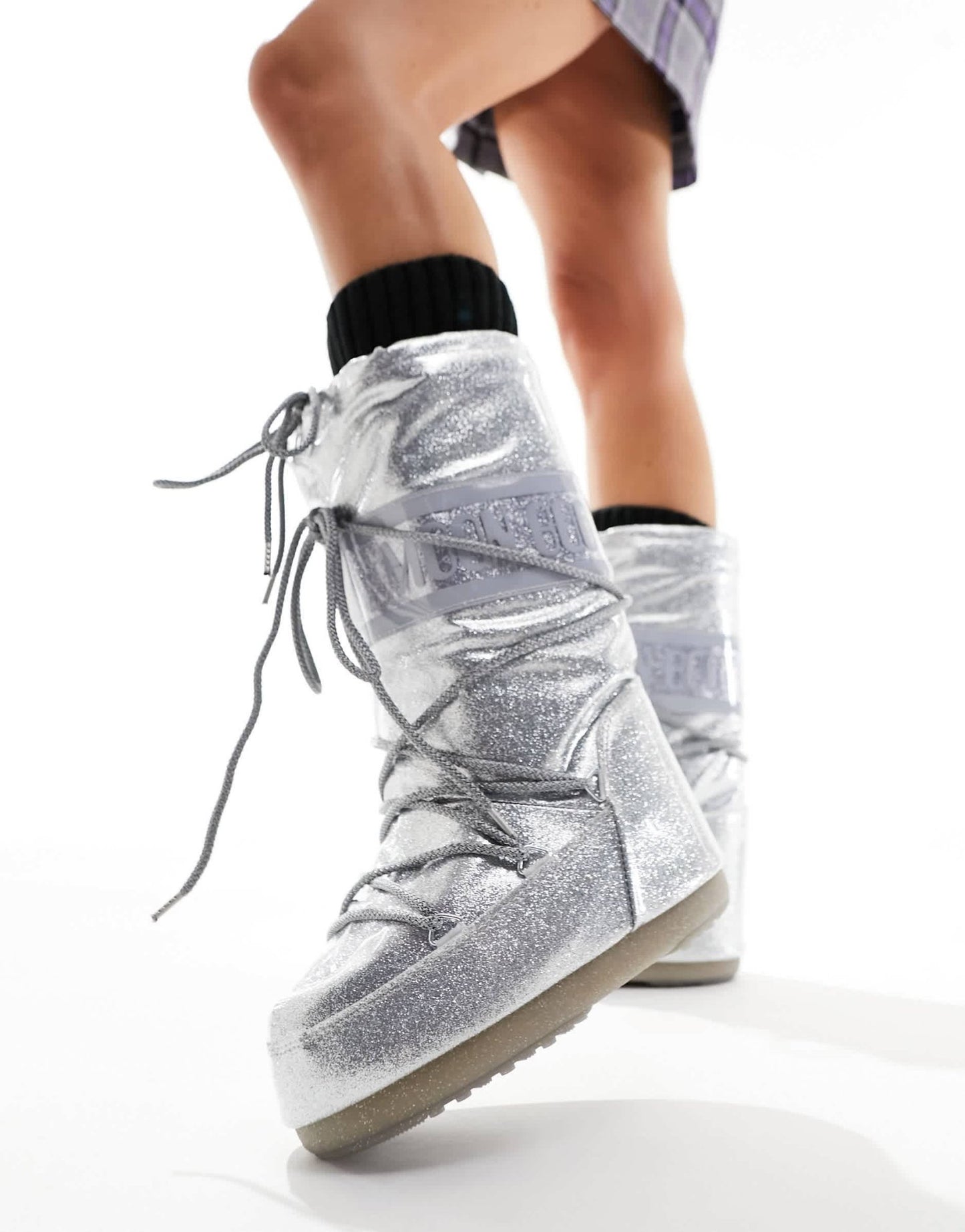 Moon Boot high ankle snow boots in silver - ASOS Sample Sale EU Store