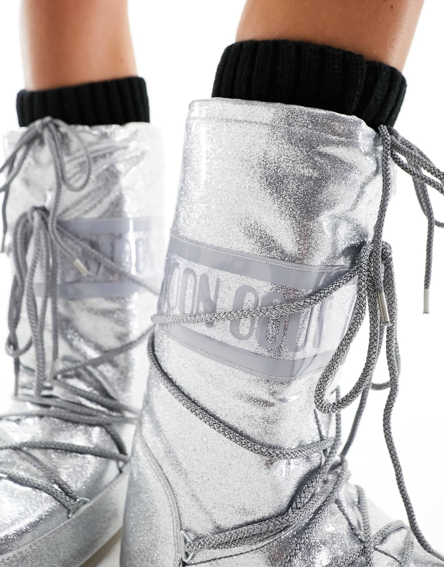 Moon Boot high ankle snow boots in silver - ASOS Sample Sale EU Store