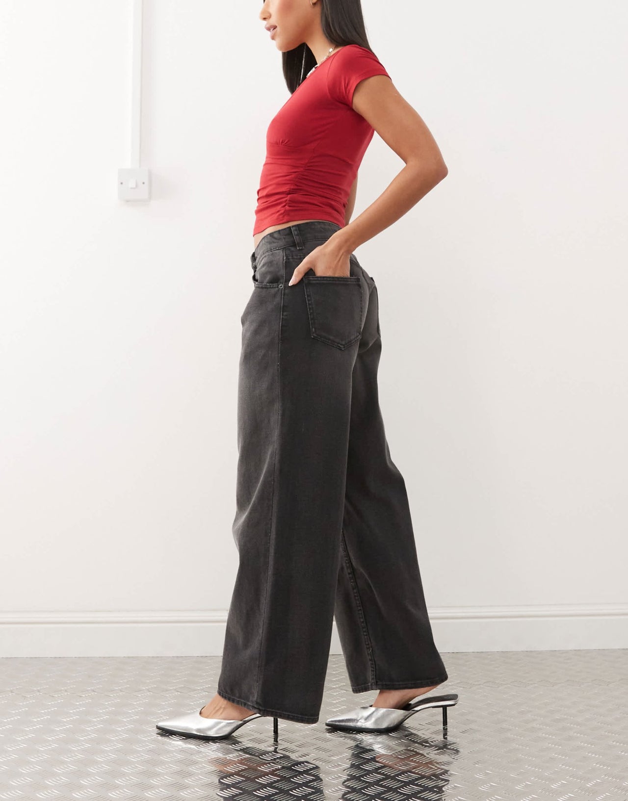 Motel roomy extra wide low rise jeans in washed black grey - ASOS Sample Sale EU Store